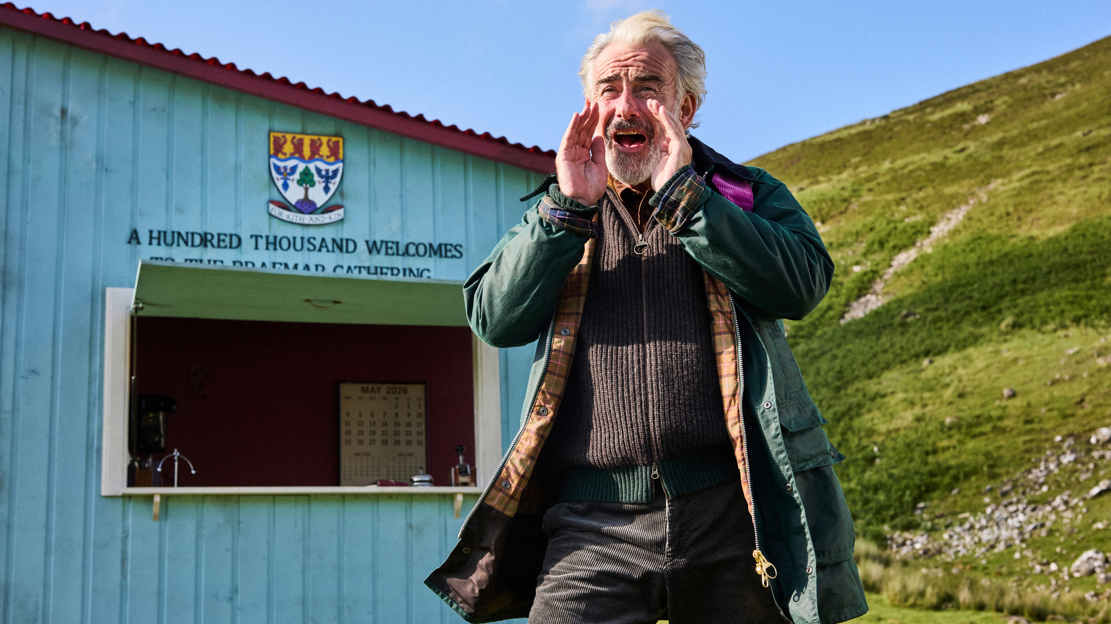 Paul Smith loves Barbour聯名系列Beaufort羊毛格紋外套 NT$30,500、Gamefair羊毛拉鍊針織外套 NT$10,500(台灣八木通商提供)