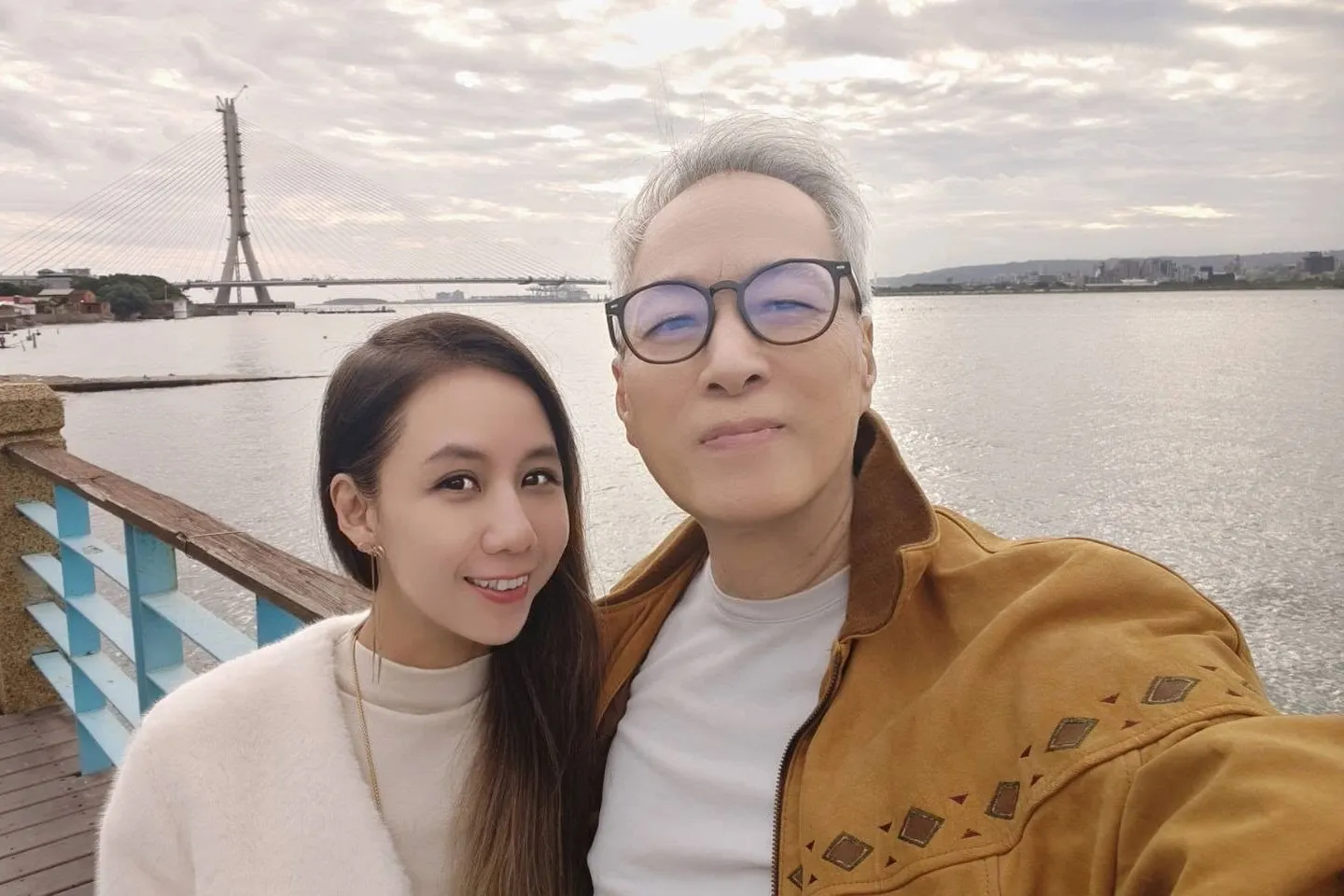 忘年戀不尋常／姜厚任護愛女友再爆疑點　網友追問「洗屍資格」