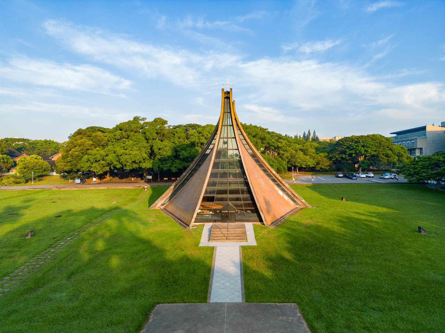 國際高等教育評比機構QS公布2026年最新《QS亞洲大學排名》,東海大學以學術與創新成果,名列亞洲第228名、全台第15名。(東海大學提供)