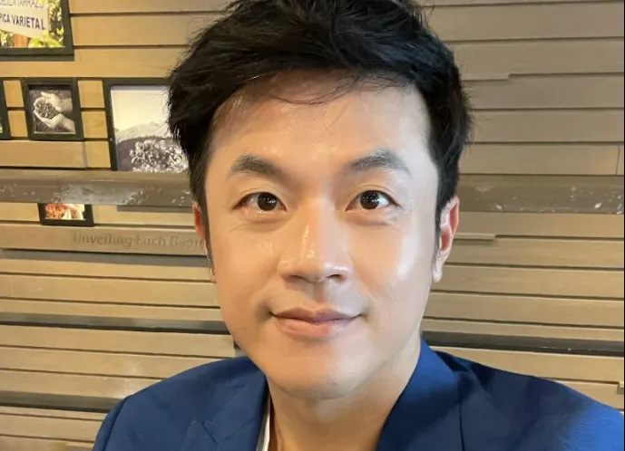焦糖哥哥退出政壇！今曝最新動向　嗨喊：有點緊張更多的是期待
