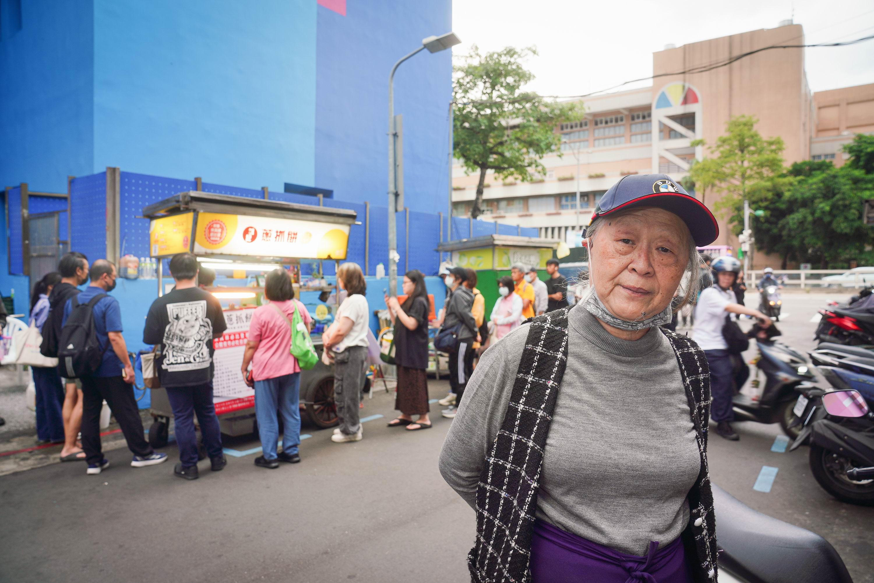 歷經前塵往事,孫佩霞守著弟弟留下的雄記,現在只想把餅做好,讓每個客人吃得開心。