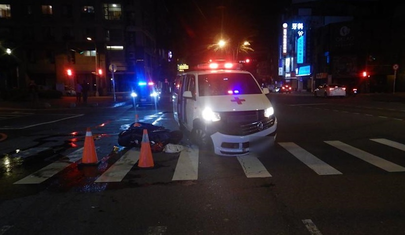 台中市一名施姓男大生日前返家途中,撞上民間救護車重傷身亡,如今判決出爐大逆轉。(翻攝畫面)