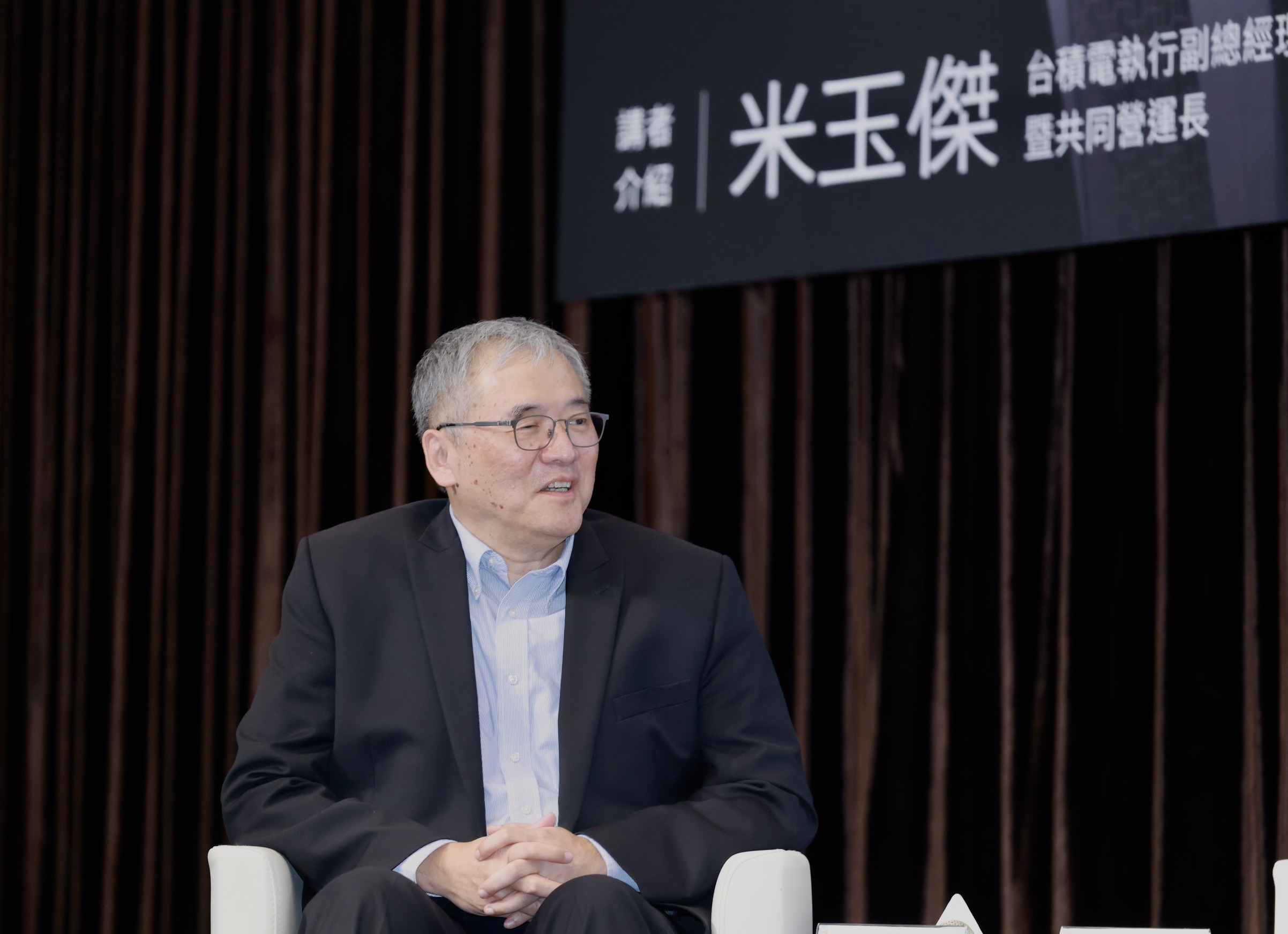 米玉傑認為,AI算得出數據,人類才能做決定。