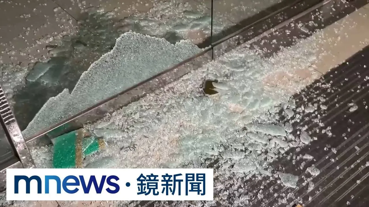 嚇！合庫玻璃門深夜「離奇自爆」　警排除有人闖入