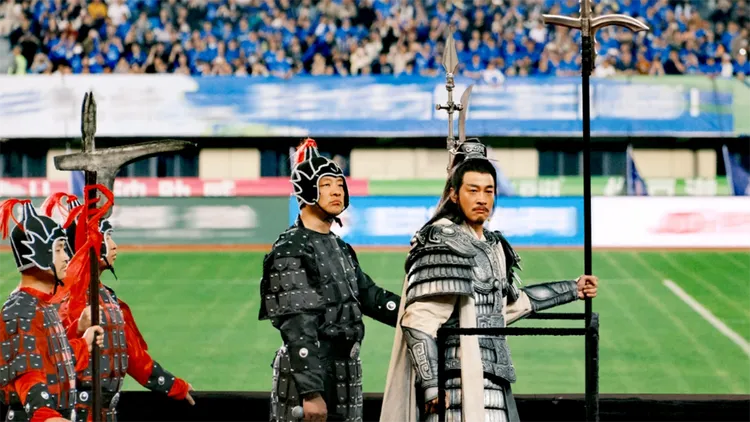 何潤東因為張凌赫主演的古裝劇《逐玉》的粉底將軍,意外爆紅。(翻攝自微博)