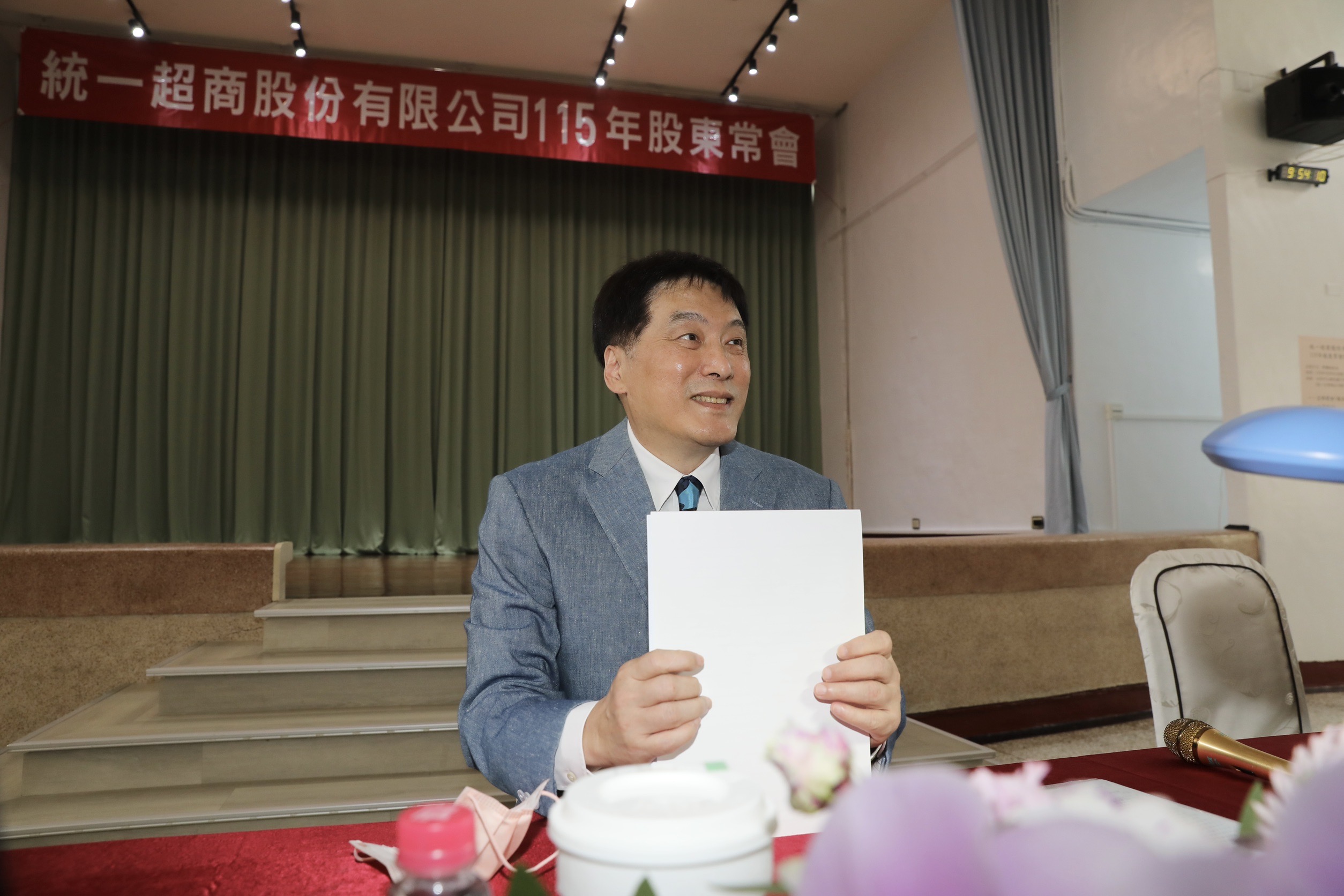 羅智先針對家樂福更名一事,首度鬆口。
