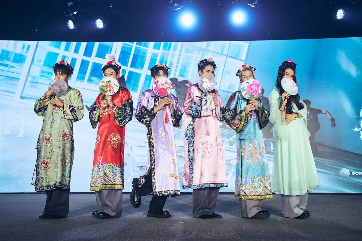 Ozone全員化身《甄嬛傳》後宮佳麗！煥鈞「林月娥」封神　新歌〈一對一〉驚喜公開