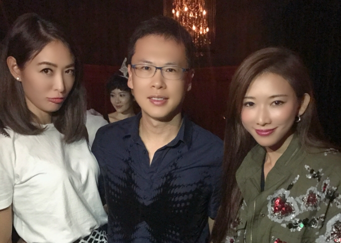 賈永婕(左)曬與林志玲(右)的合照。(翻攝自臉書@賈永婕的跑跳人生)