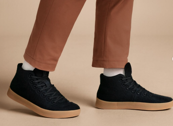 曾值40億美元的矽谷愛牌Allbirds,因連年虧損與擴張失利,最終僅以3,900萬美元「骨折價」易主。(翻攝自IG@allbirds)
