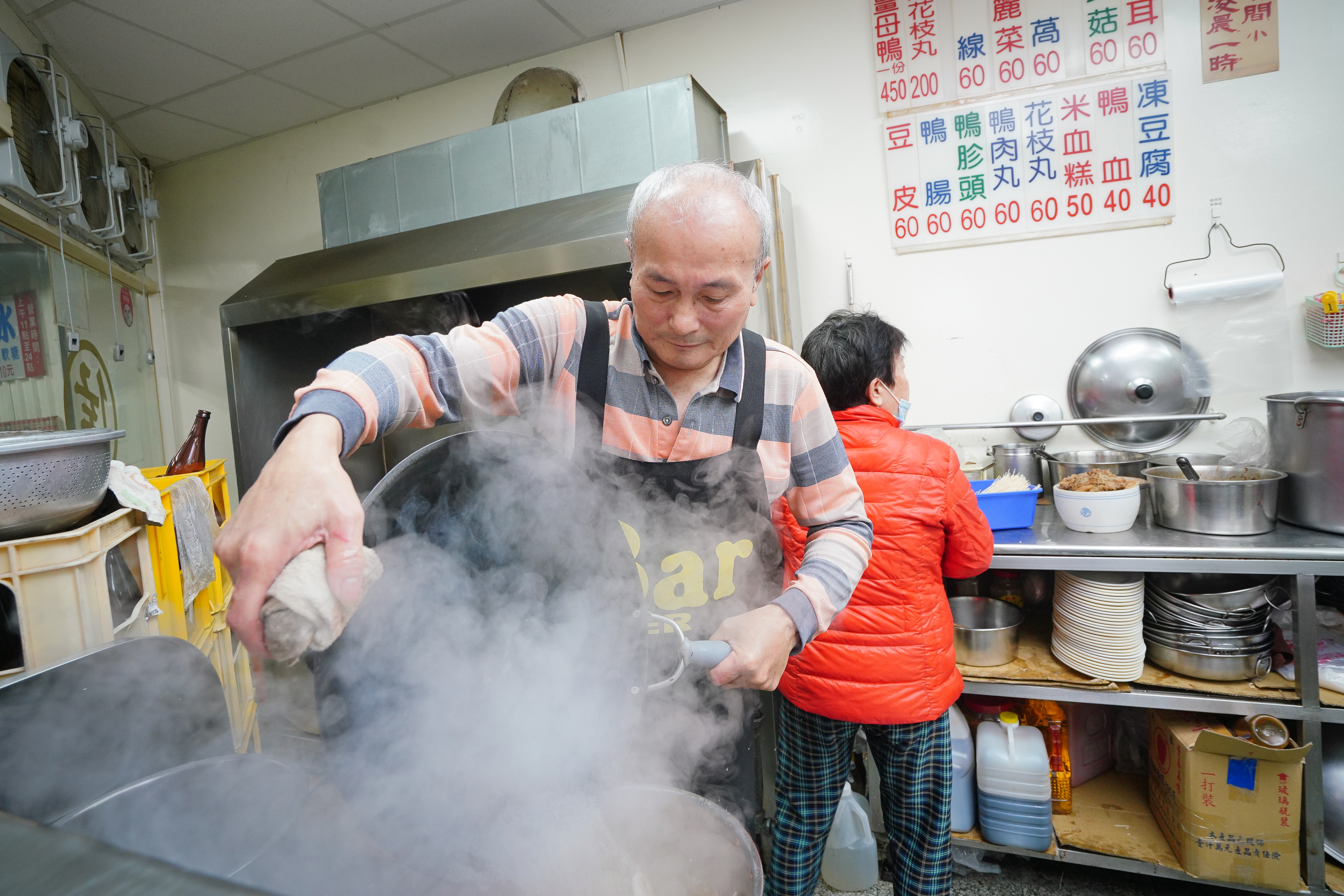 侯翔笙2024年出車禍導致肩胛骨斷裂,開了兩次刀,休養了大半年,有些動作還是吃力。