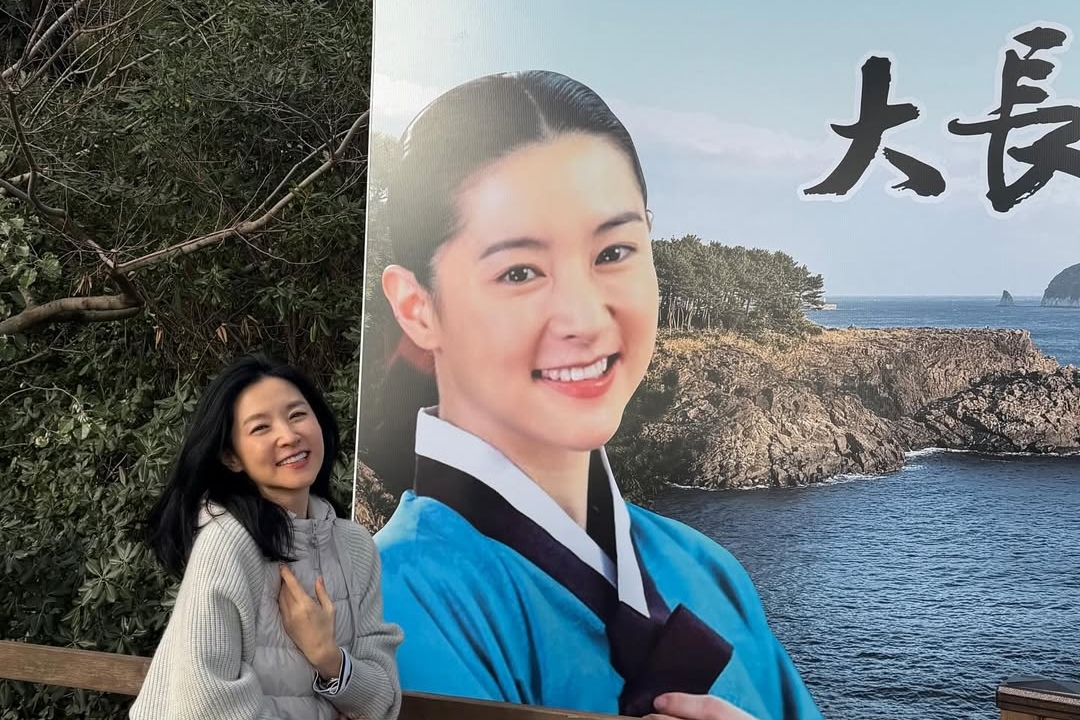 時隔多年,李英愛重返《大長今》拍攝地。(翻攝自李英愛IG)