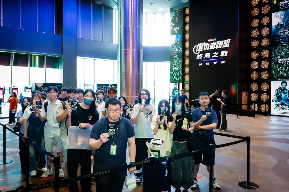 鐵粉一早湧入衝首日　《復仇者聯盟：終局之戰》重返全台大銀幕
