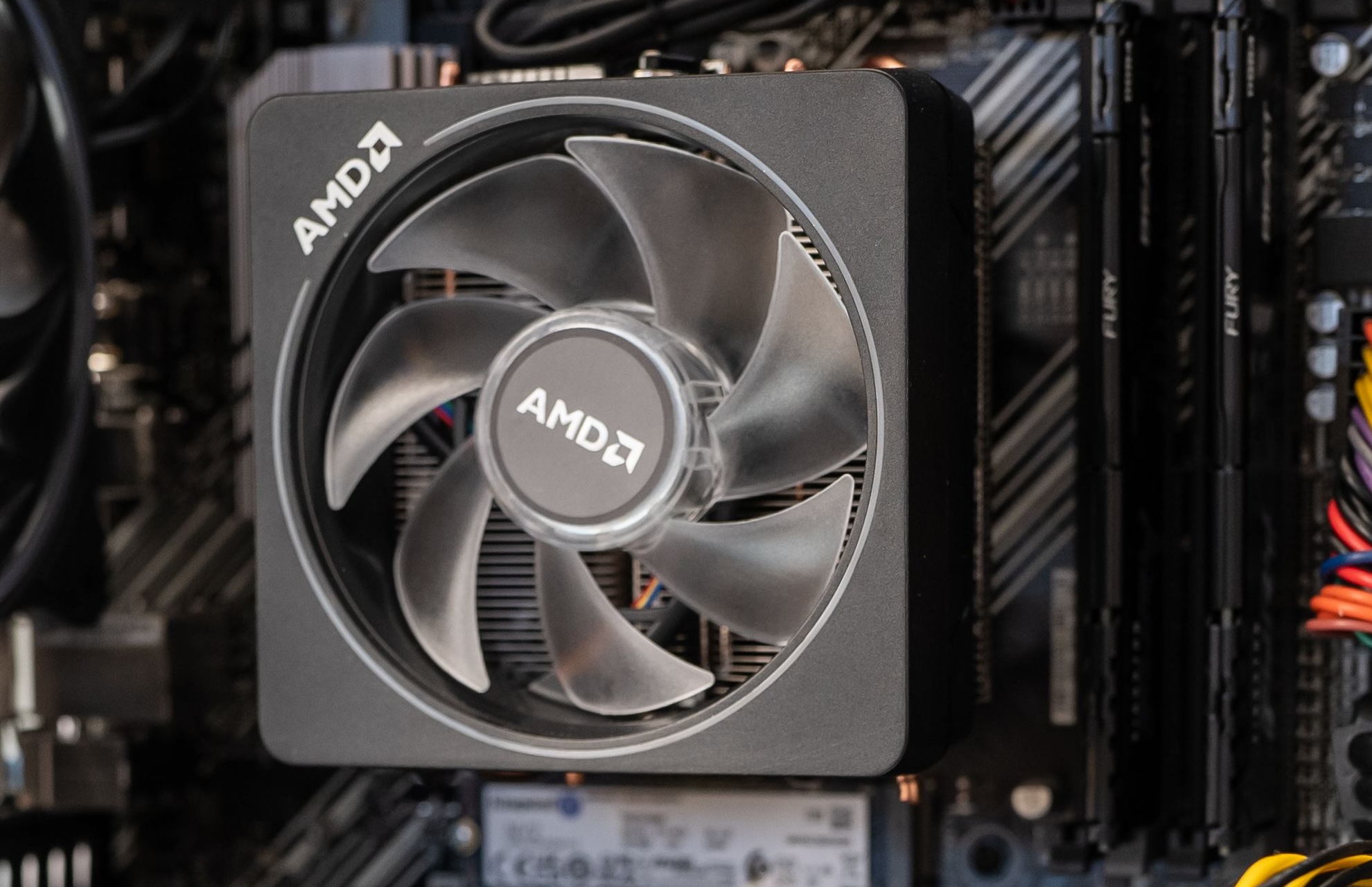 AMD宣布全新一代AI伺服器Helios,已進入量產階段,預計於今年第3季末開始出貨。(示意圖,Pexels)