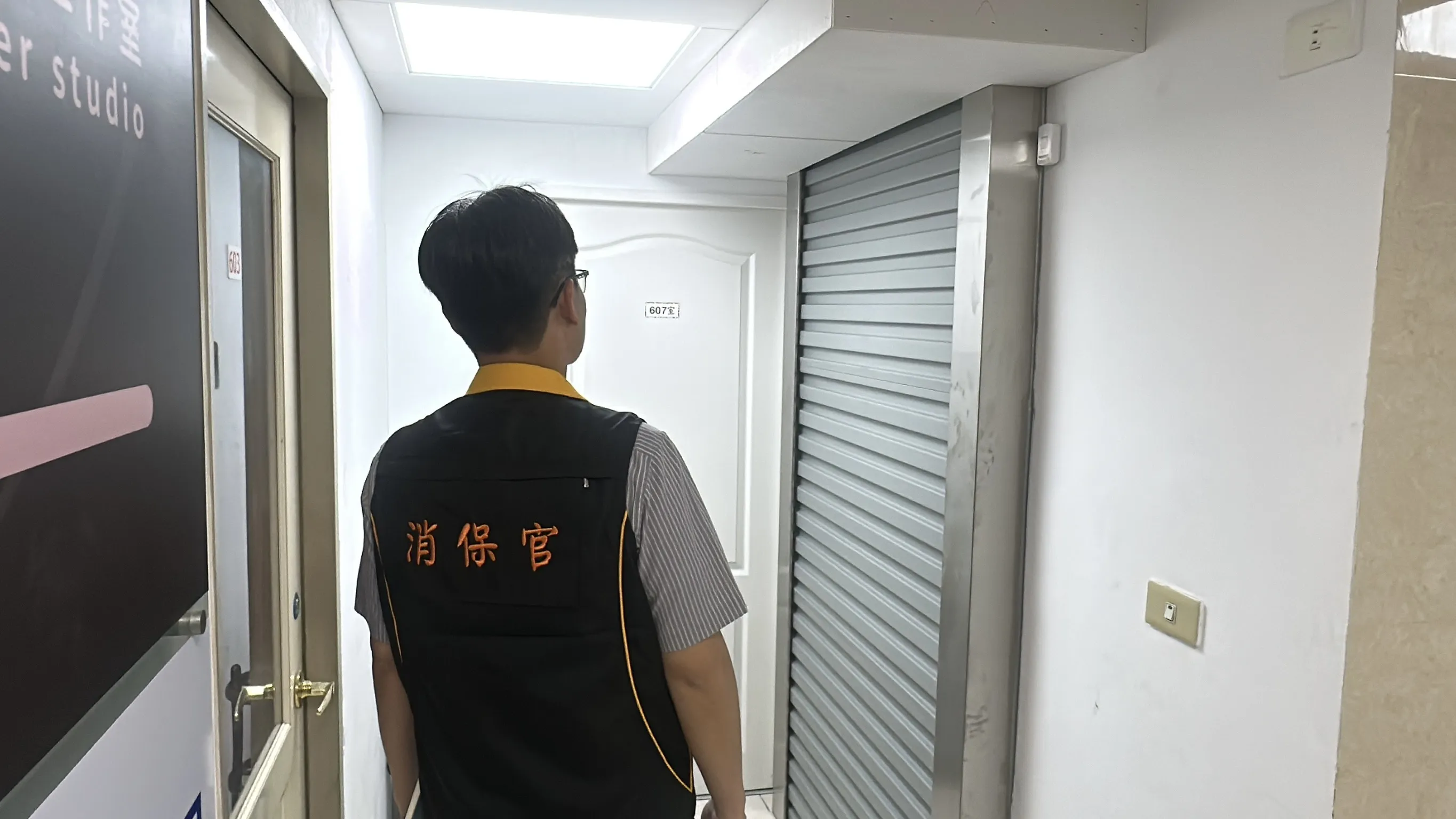 「小羊卡牌社」負責人失聯！玩家急組自救會　消保官今稽查「大門深鎖畫面曝」