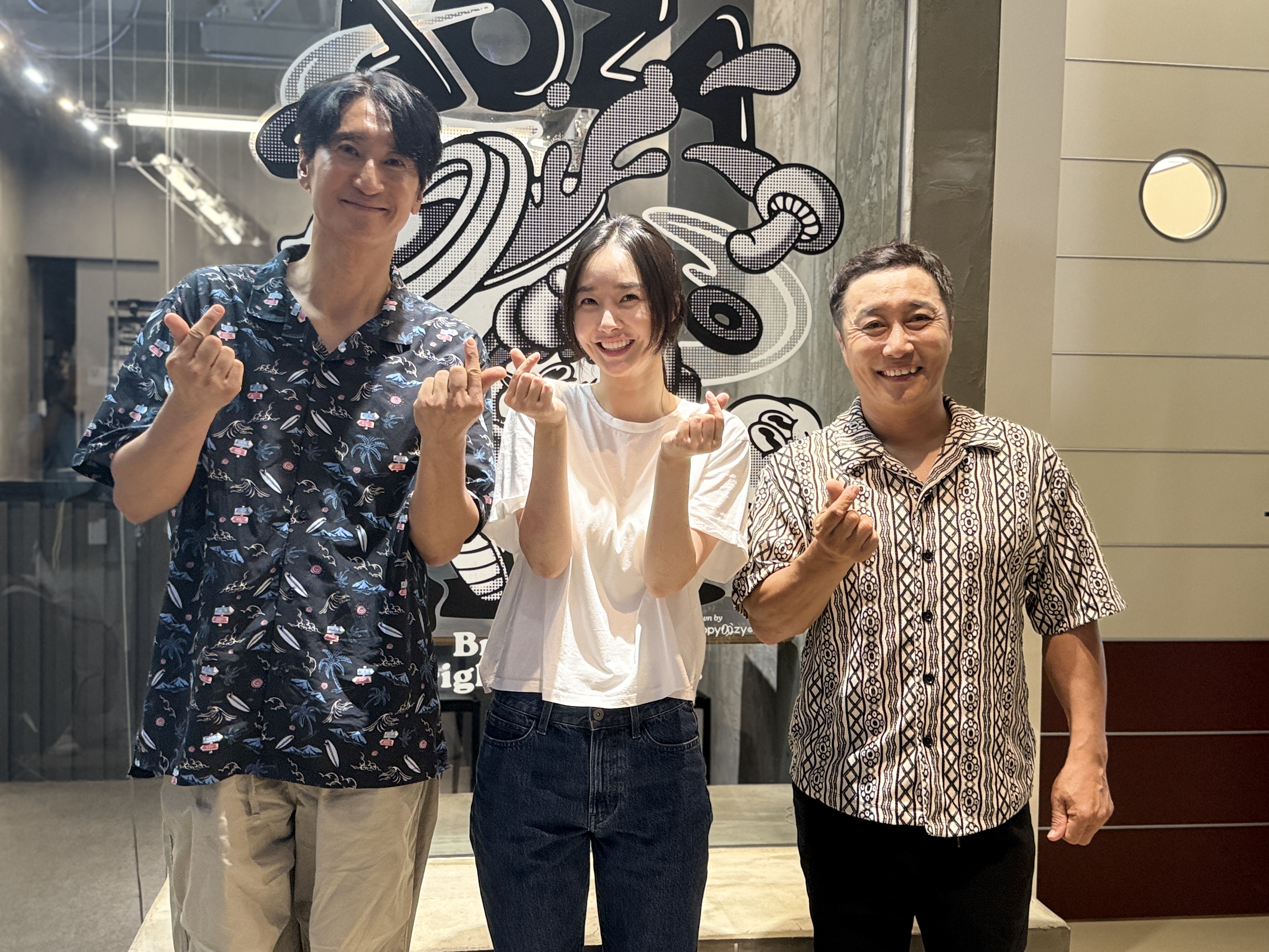 台韓合資電影《懸賞令》邀來金炳萬、申鉉濬、裴優熙來台參與拍攝。(童心娛樂提供)