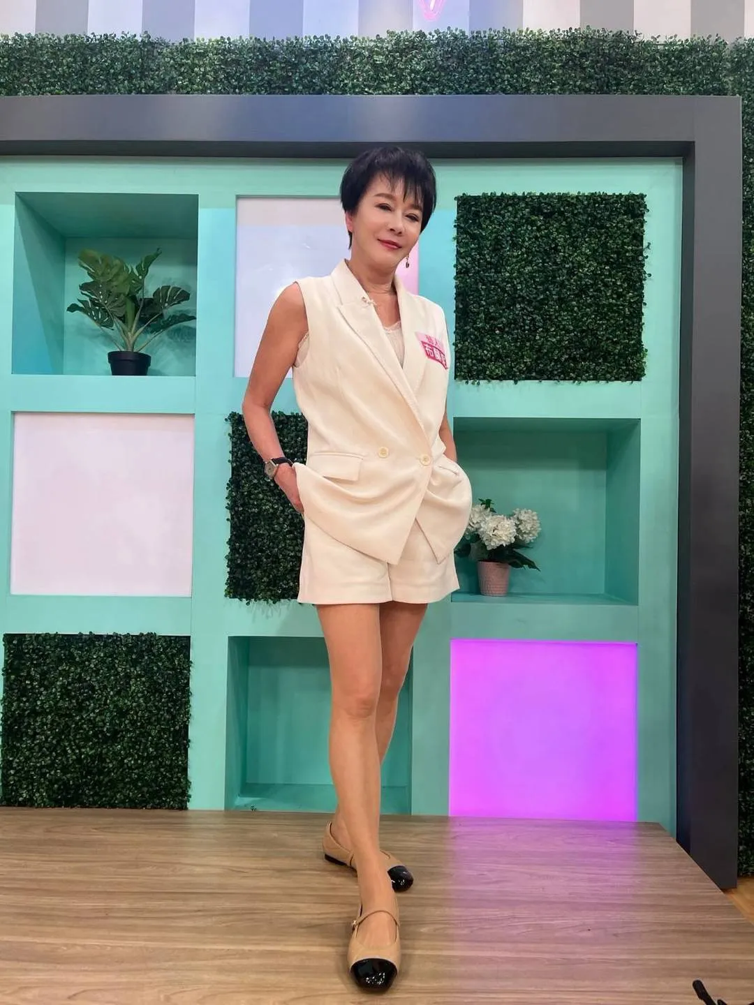 王思佳媽布蘭妮做拉皮變年輕　跳國標舞險被誤認是老公新歡