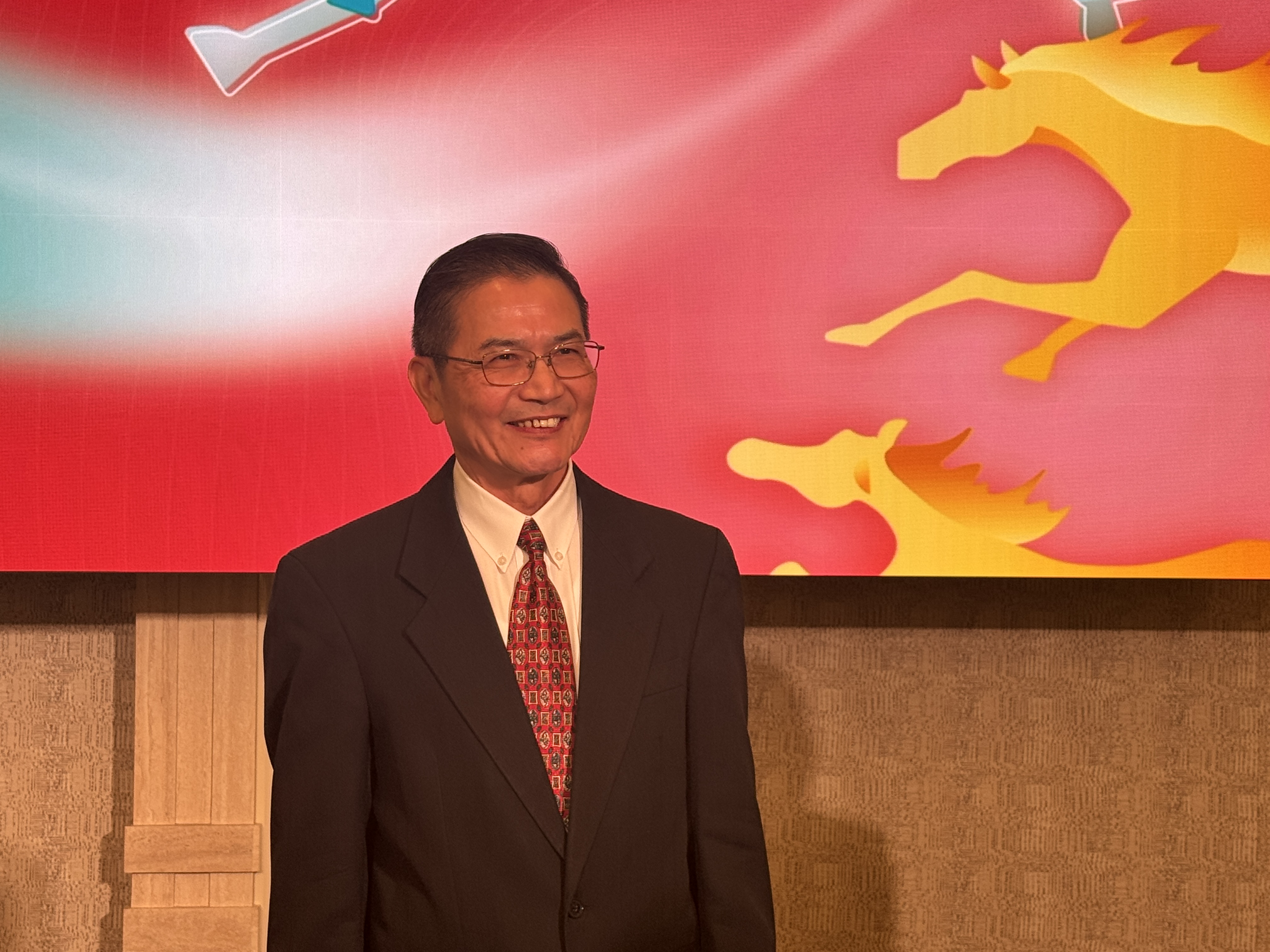 南亞科總經理李培瑛透露,明年資金支出可能超過2000億元。