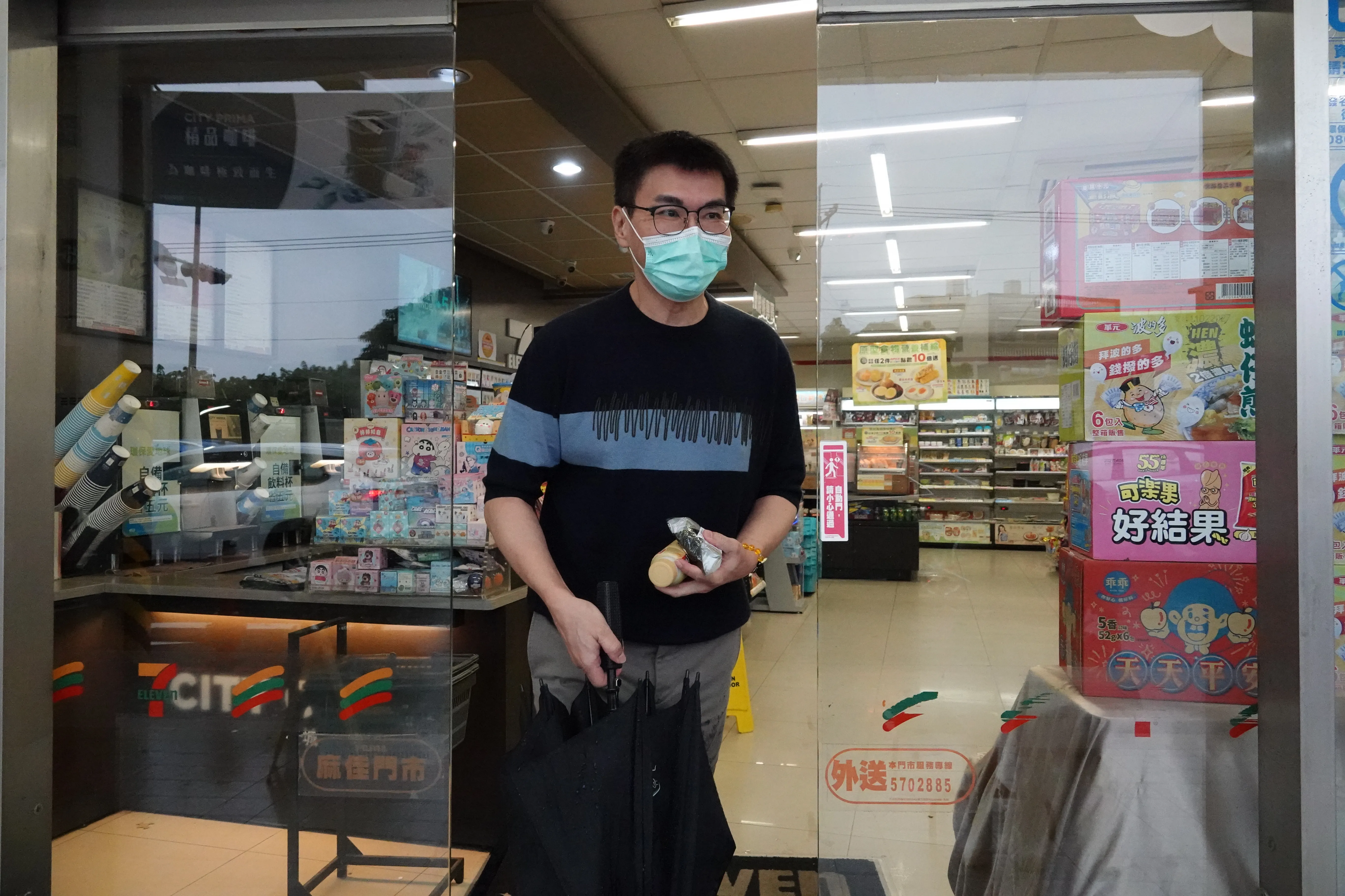 趙建銘婚內黑幕／陳幸妤一星負評揭婚變「留言被手動刪除」？　趙建銘喊冤：是Google下架
