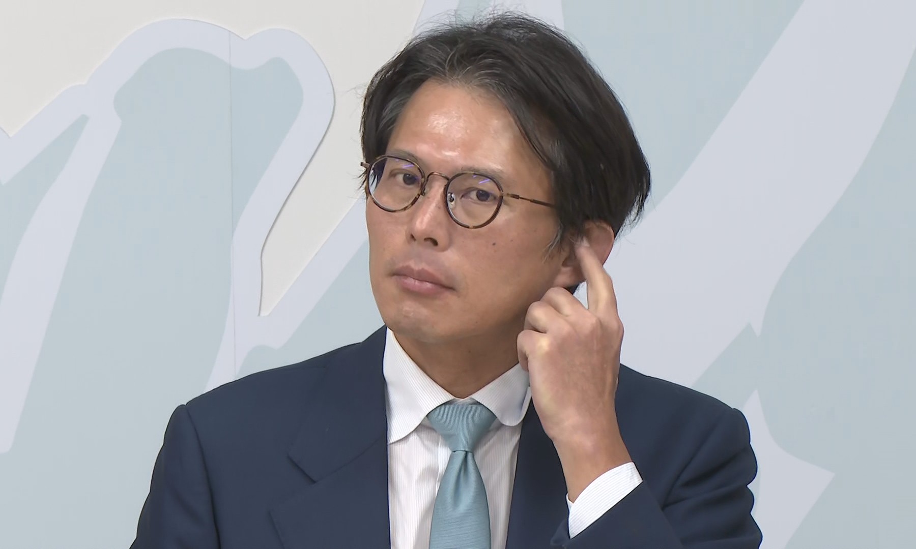 黃國昌透露,鄭麗文親口認了「無法處理」藍營內部矛盾。