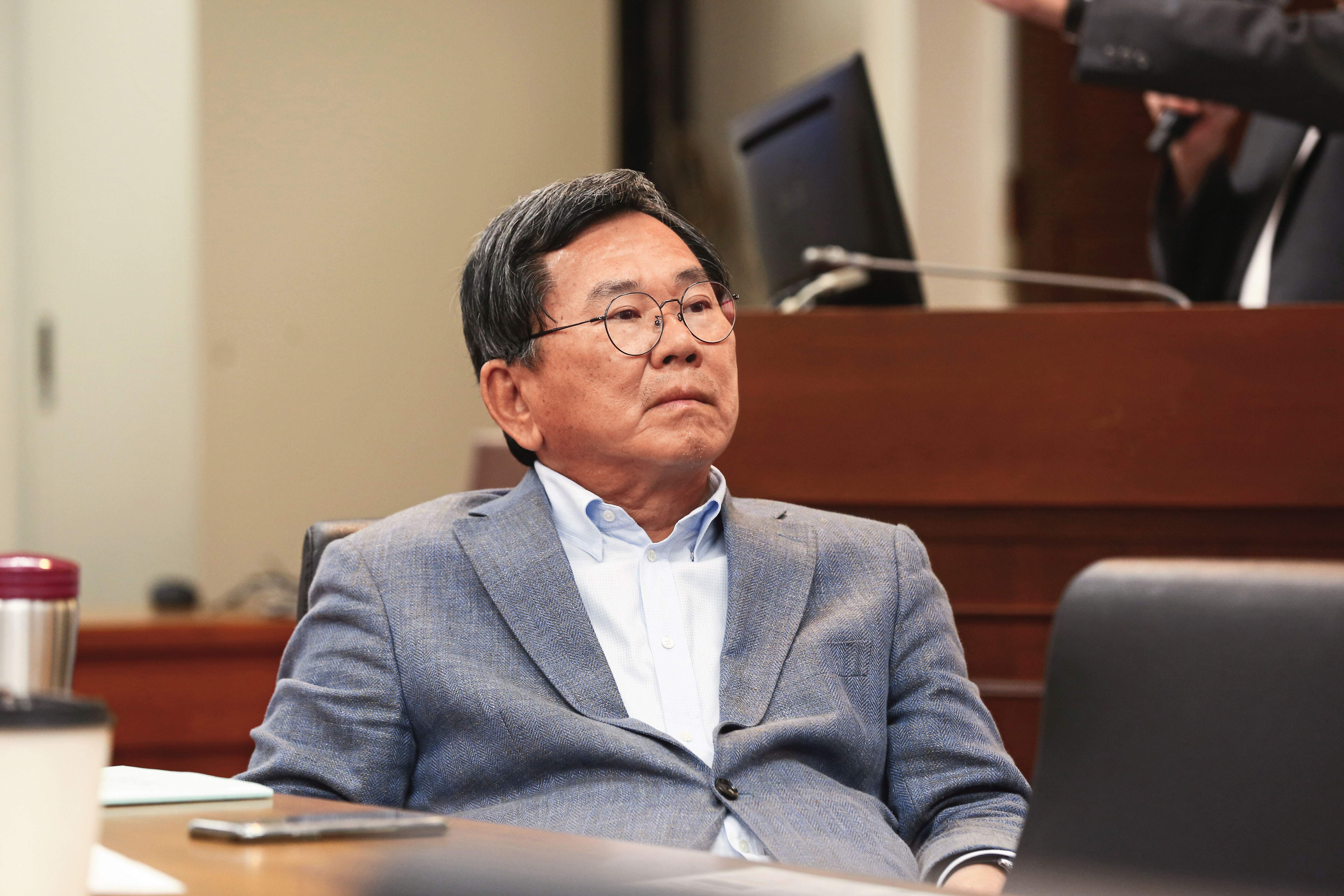 陳明文擔任縣長、立委期間,多次爆出牽涉弊案等爭議。