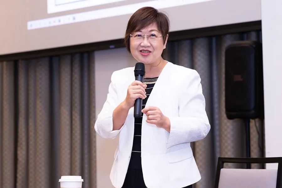 出國考察報告僅5頁？　徐佳青火大嗆民眾黨沒做功課：難道要脫光光給阿共仔看