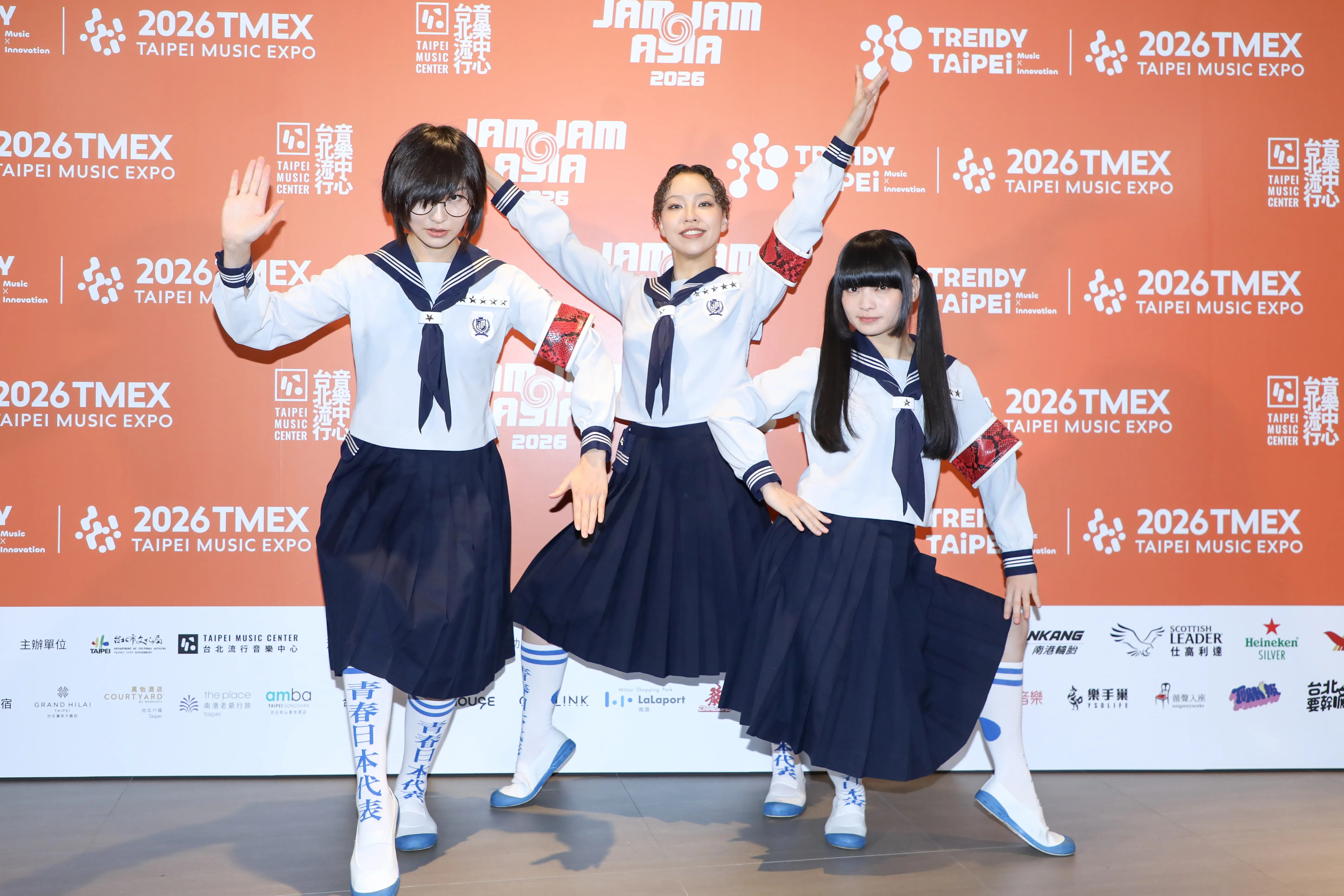 ATARASHII GAKKO!睽違1年來台登JJA　KANON腰痛缺席「巧克力小籠包」再吃一波