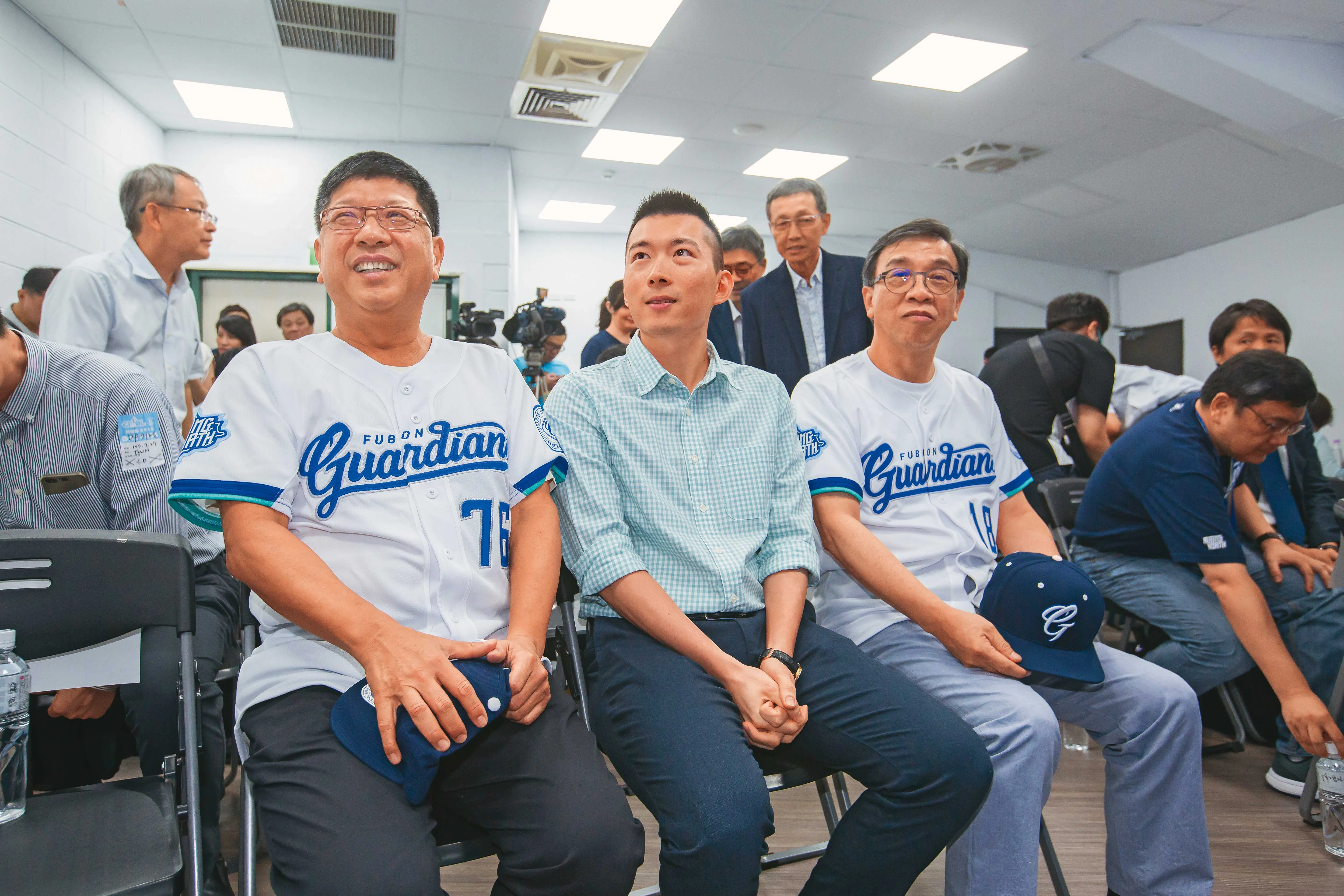 有線電視解緊箍2／第2條寬頻高速網路卡關原因揭曉　王鴻紳喊話有線電視同業：捐棄前嫌