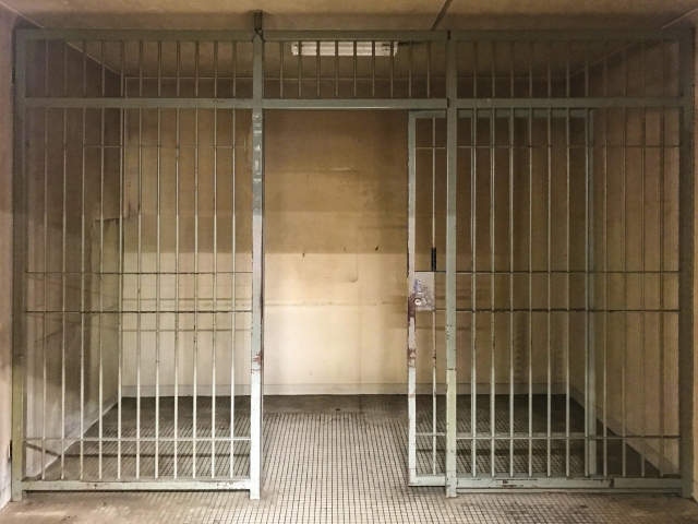 東莞樟木頭收容所爆出曾大規模虐待民眾,涉嫌人口販賣或販售器官。(示意圖,photoAC)