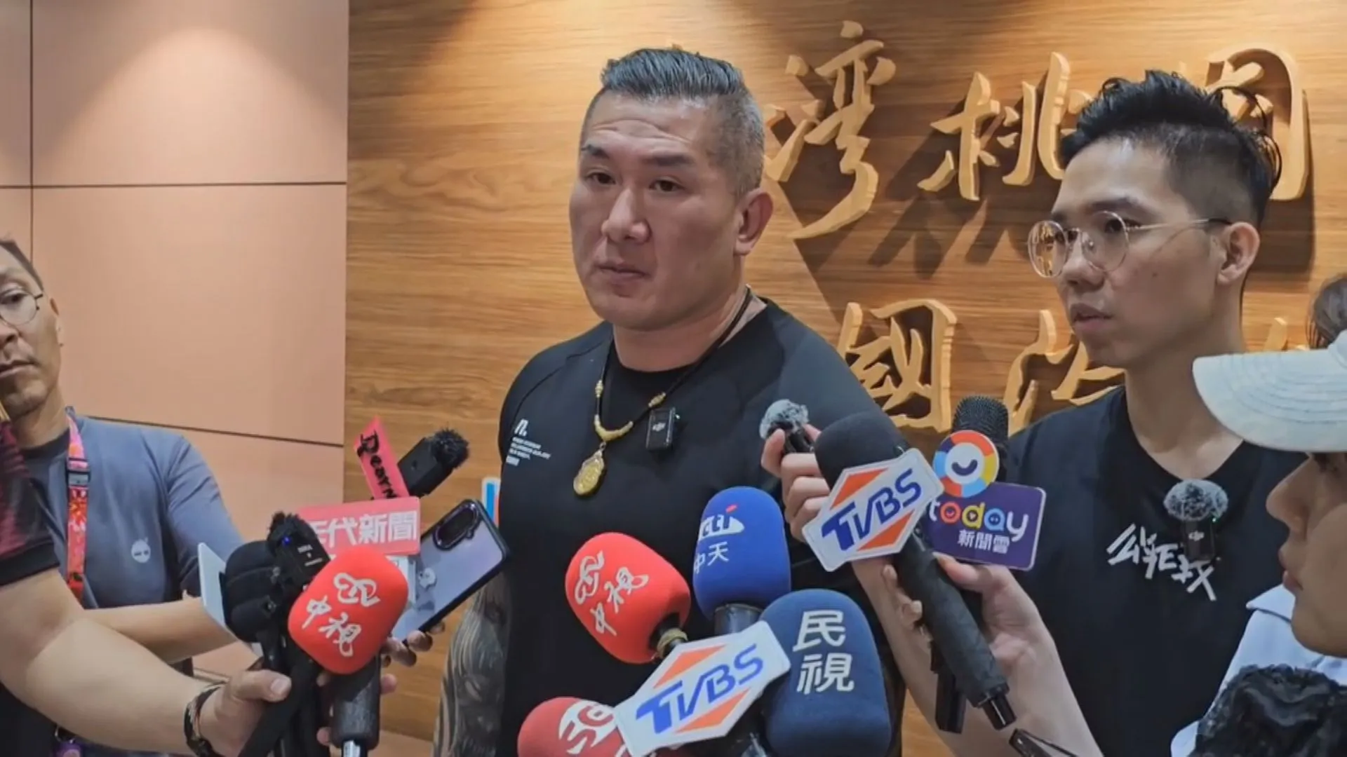 才喊盼兩岸同胞未來共融！　館長中國開店賣「台灣味」湧人潮