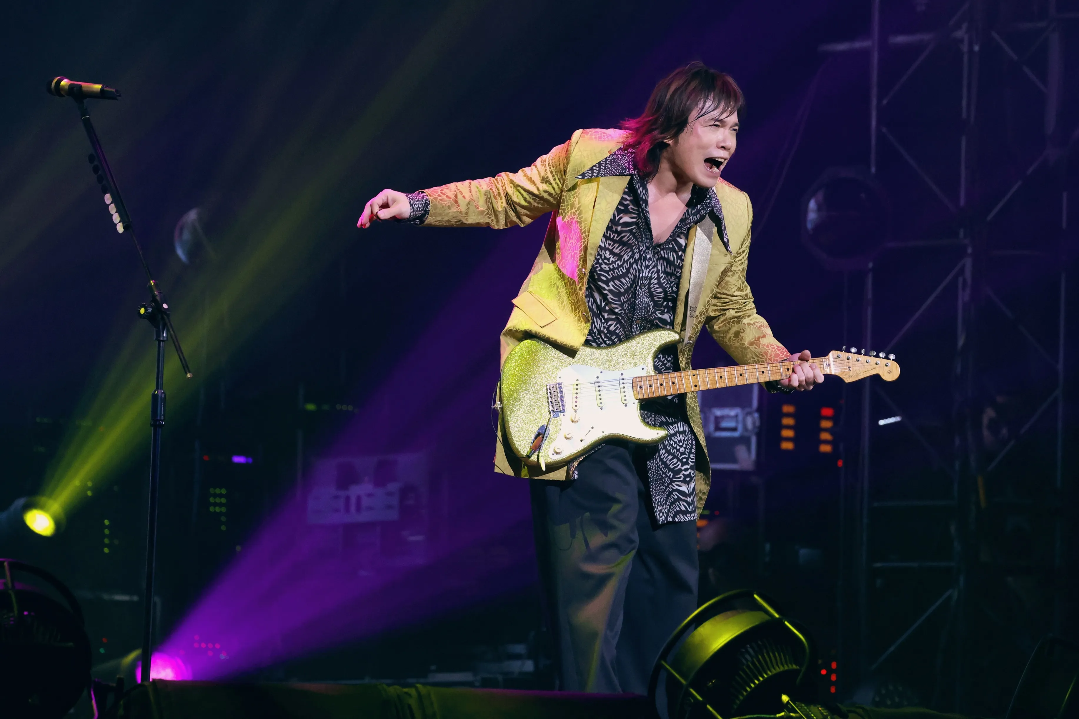 伍佰推《Rock Star 1》演唱會精選 直呼：我唱的不只是情歌，我唱的是人生！
