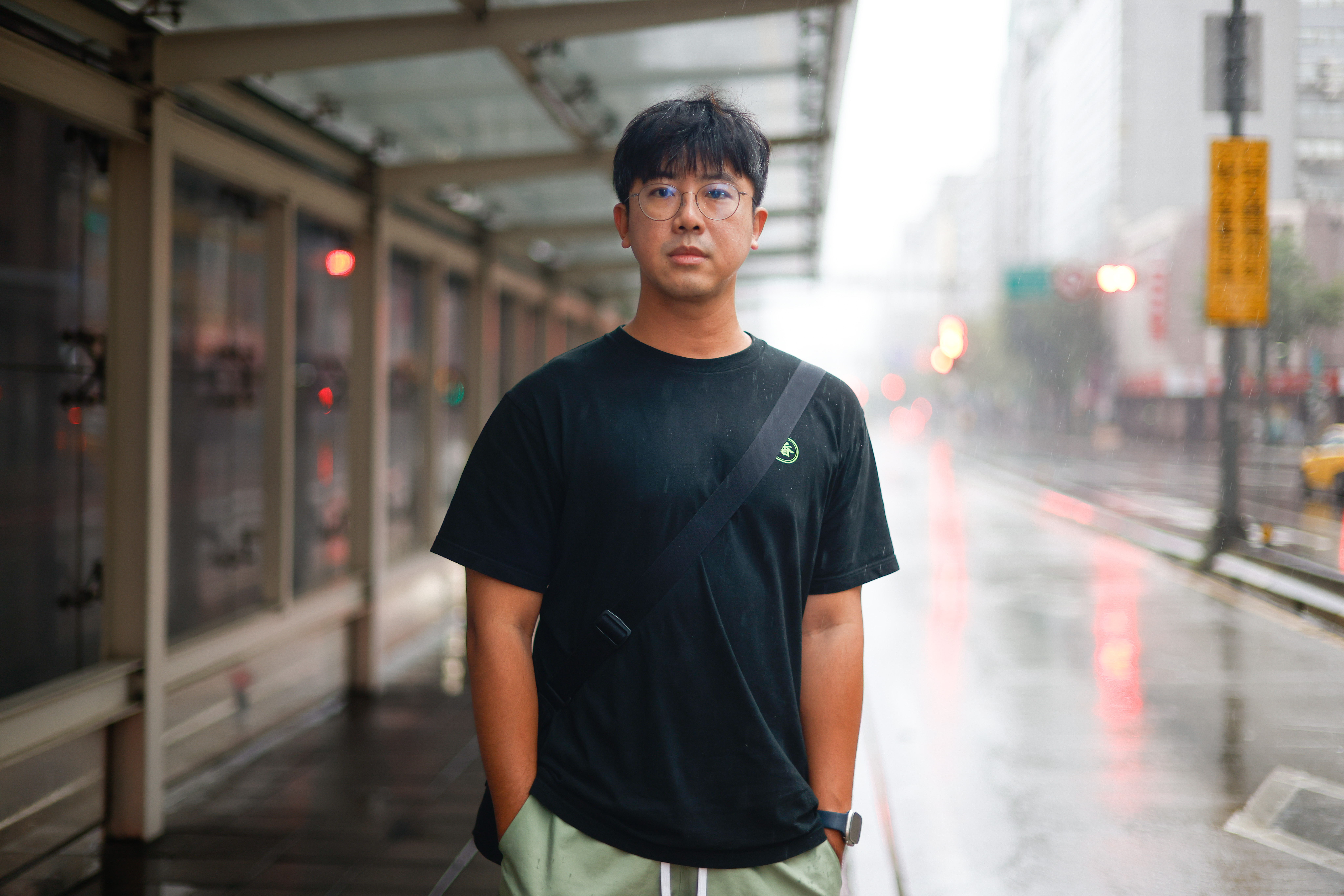 Vino是法律工作者。經過這次事件,他說自己相信法律,但不信任執行法律的人。