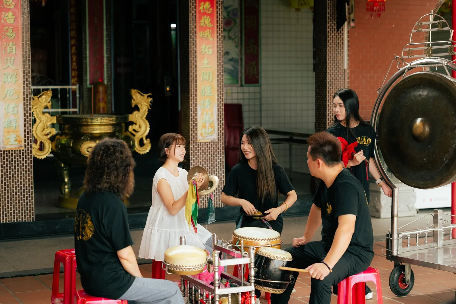 一趟聽見台灣的旅程！老爺式旅行探索9地聲景　北管鑼鼓、黑膠民歌追尋島嶼記憶