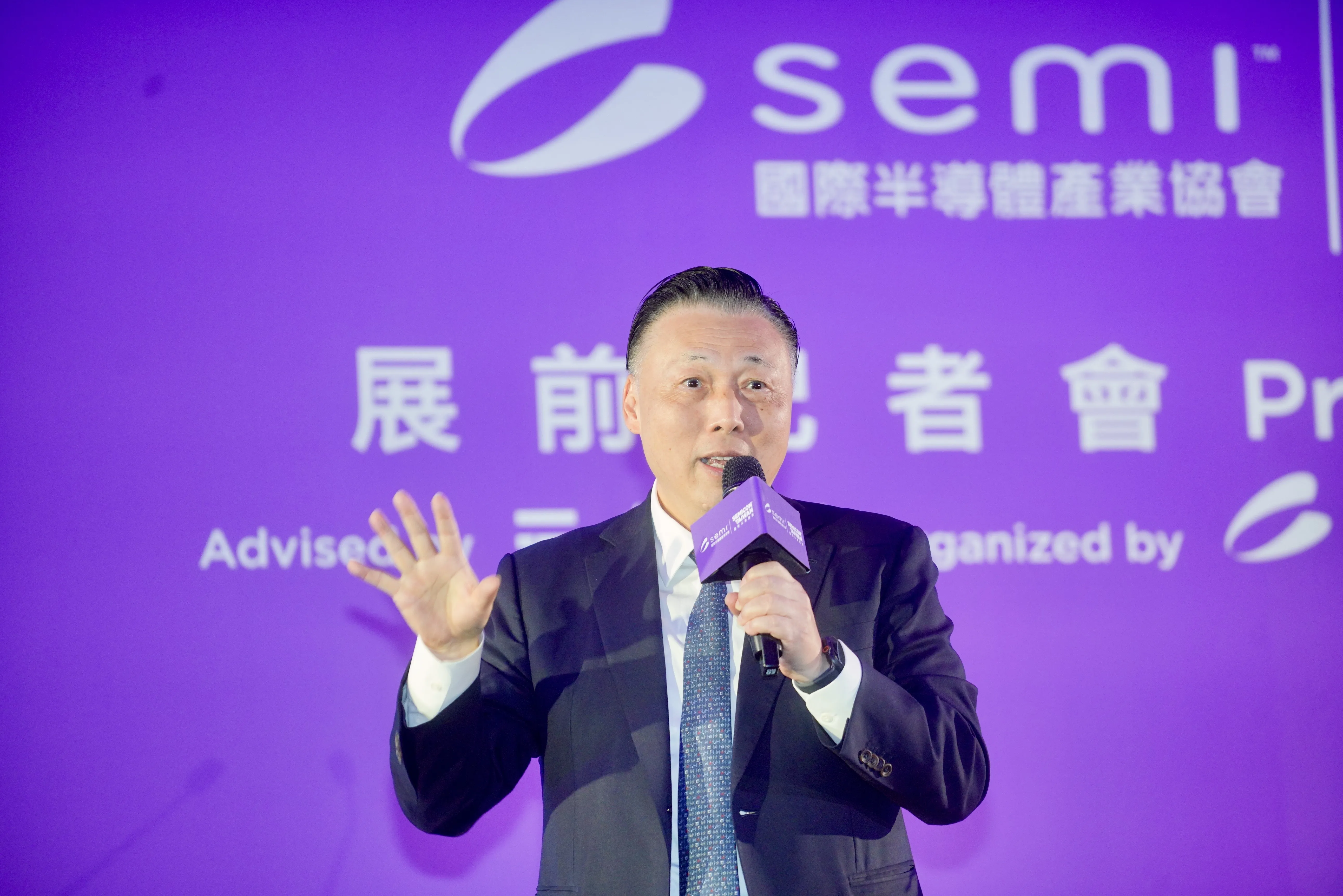 AI搶人搶電成短期排擠　吳田玉：台灣站寶地有責任加速AI進程