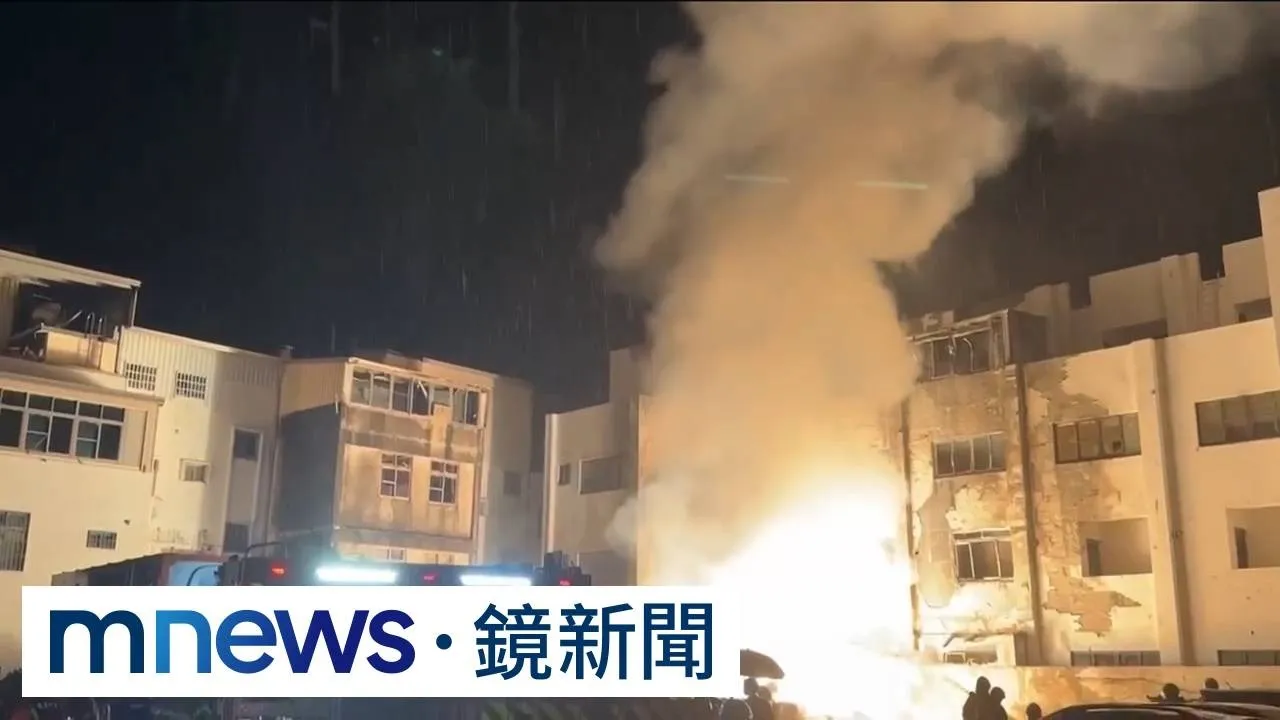 砰砰！房子都在震　台南海佃路工廠堆爐渣！凌晨竄火爆炸