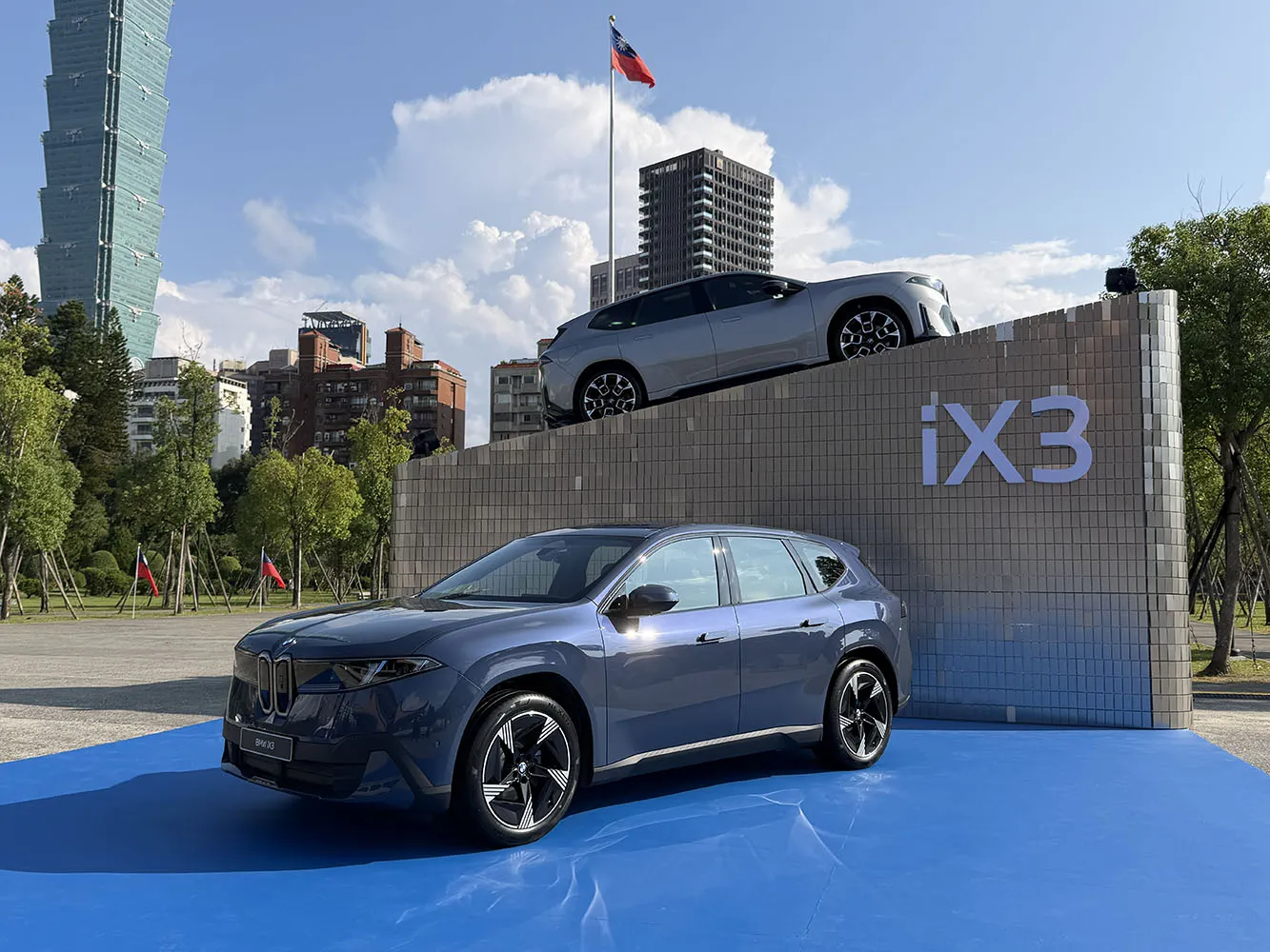車誌/跨時代新篇章　BMW全新純電休旅iX3三車型登台開賣