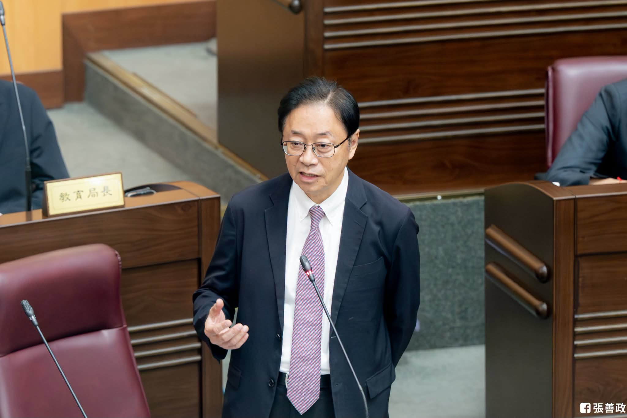 張善政近日自爆為SRF議題,向AIT嗆聲。(翻攝張善政臉書。)