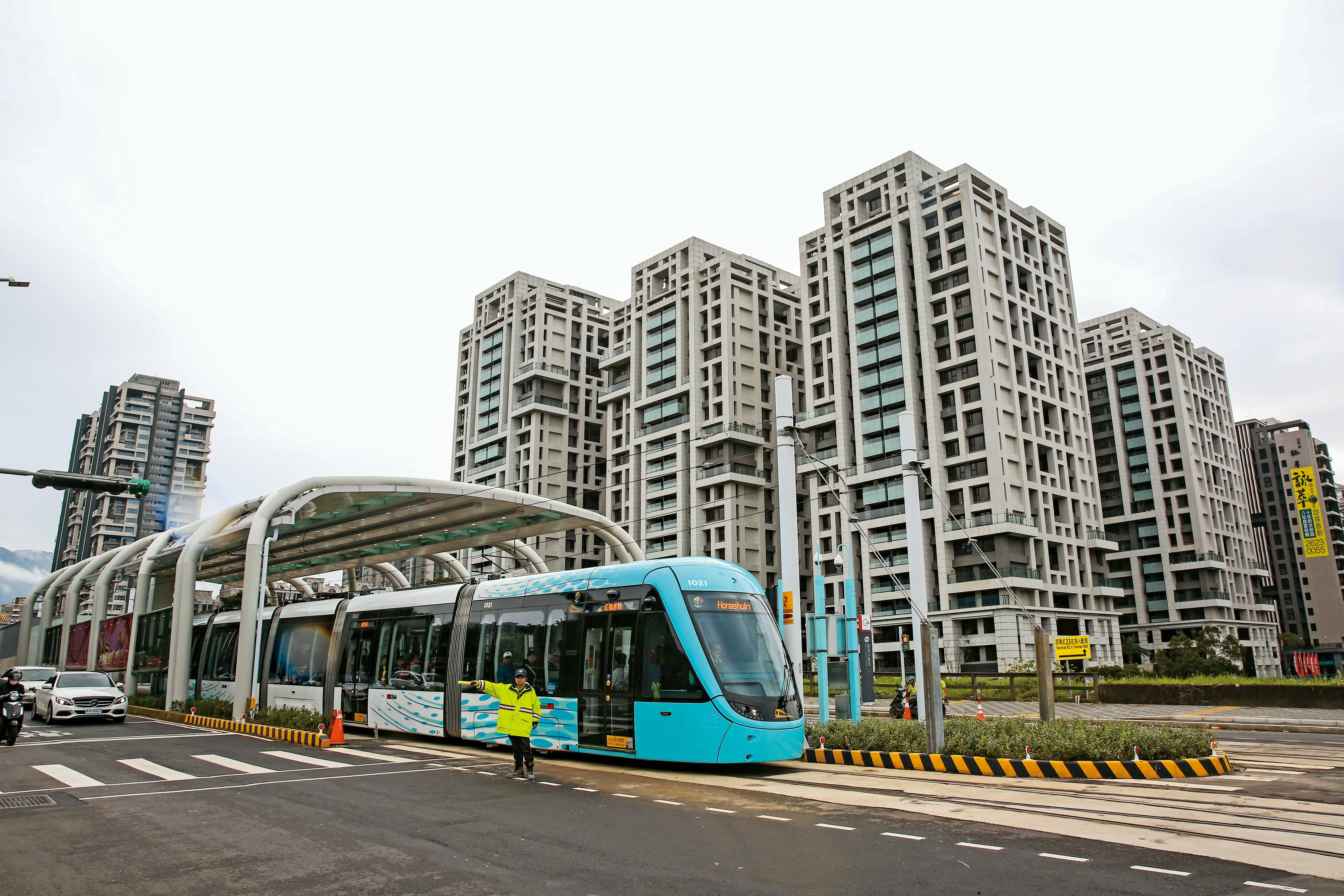 政策未鬆綁,預售市場買氣降溫,建商推案保守,6月推案量創2019年以來新低。
