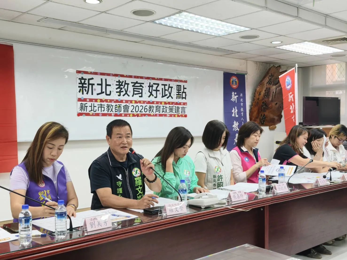 《鐵拳教育》爆紅非偶然　議員與教權團體曝：「教師荒」恐成教育、國安危機