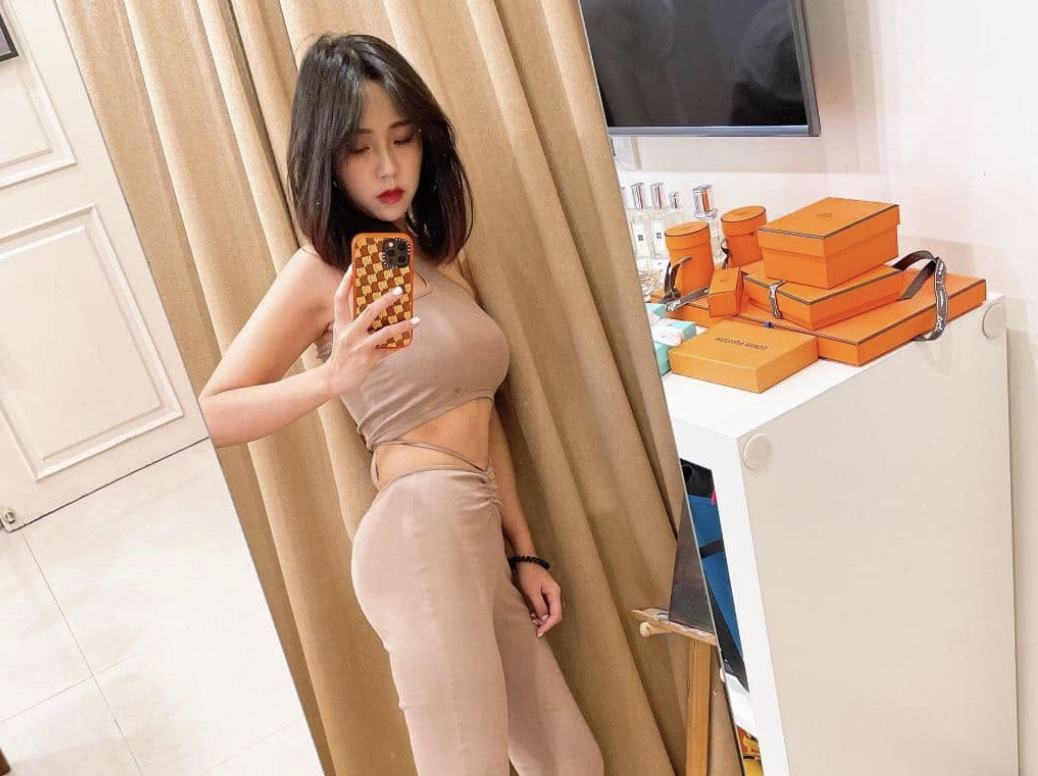 被封為「最辣國文老師」的網紅Q塔今po文,表態力挺沈伯洋,她還大讚沈伯洋,「面對提問回答鏗鏘有力,是聰明有料反應夠快的人。」(翻攝自Queenta臉書)