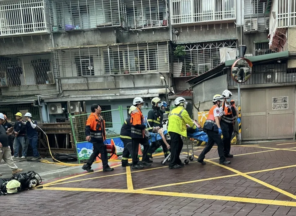 少女5樓高墜樓  消防員救人反被救原因曝光