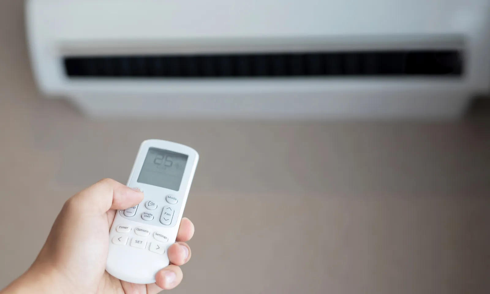 颱風來襲！冷氣室外機防颱有學問　遇停電千萬別急著重開