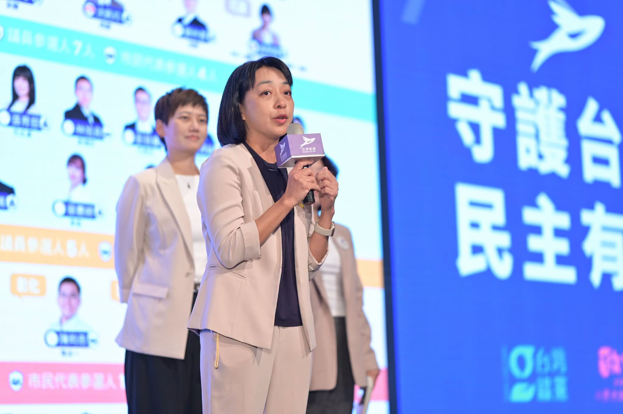 被名嘴點名應學習范雲加入民進黨,避免小黨分散台派票源,王婉諭表示無法苟同,並提醒這種想法非常值得警惕。(翻攝自FB@王婉諭)