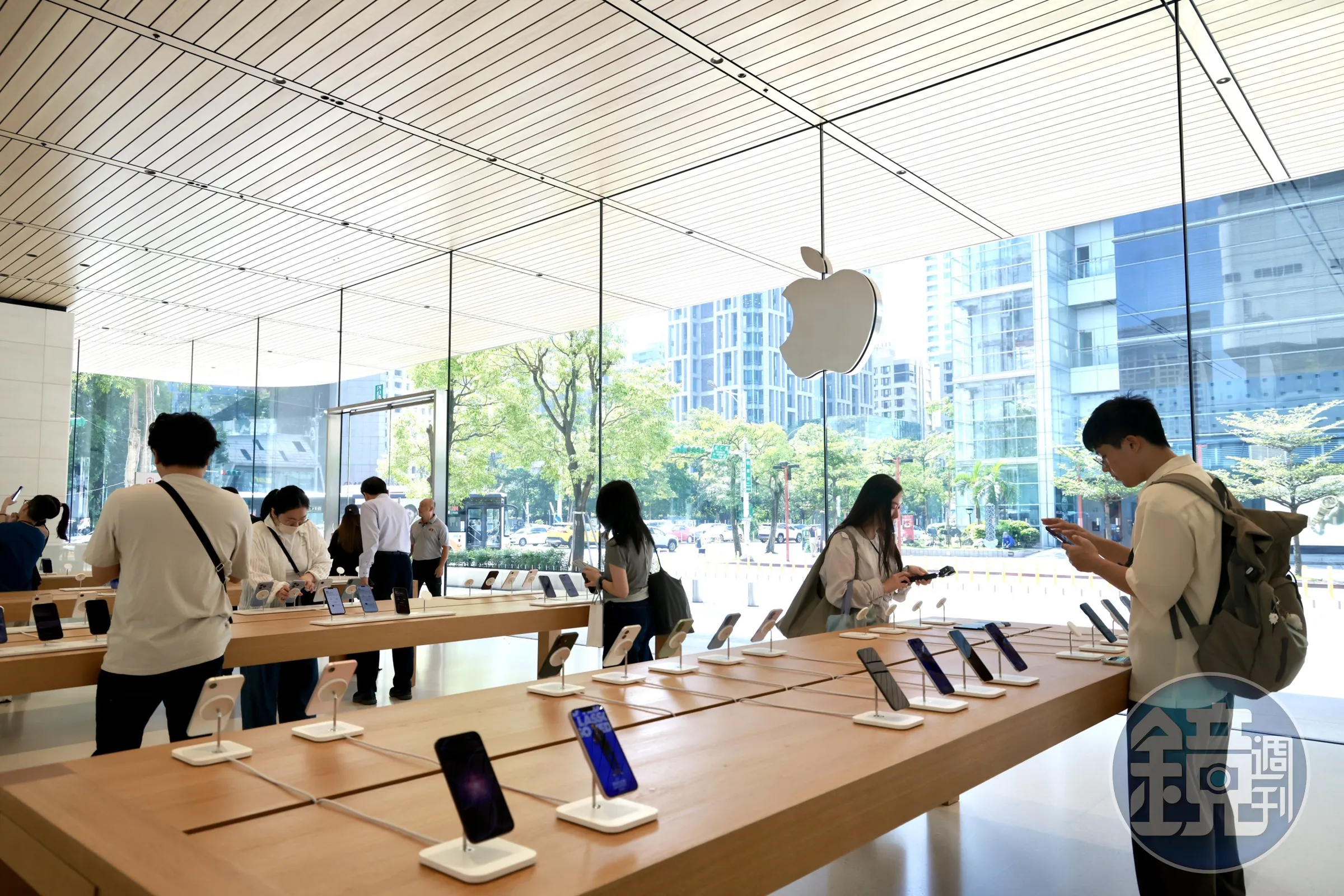 買單不買雙發威？iPhone 18 Pro上市4天爆「死機災情」Face ID狂失敗　檢查Panic Full這招快看