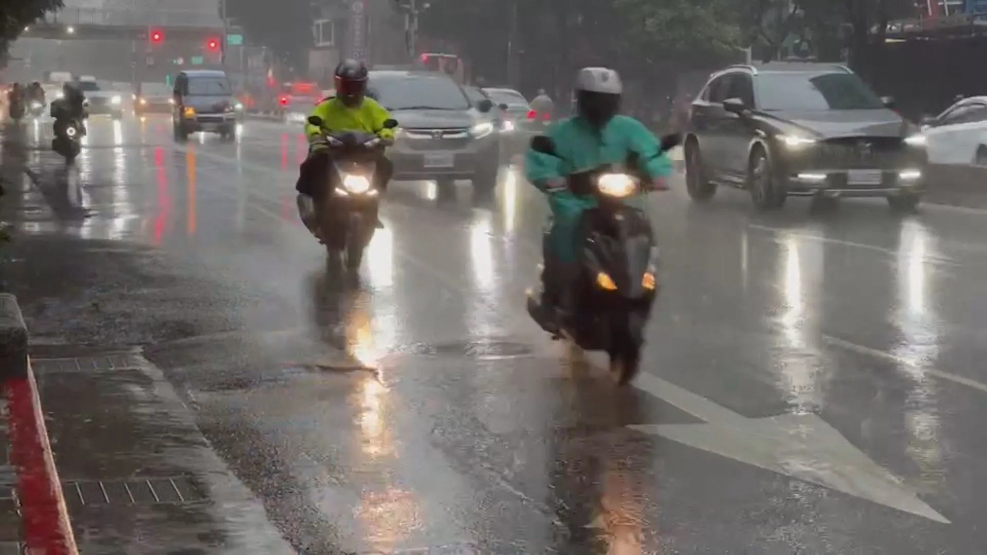 沙德爾外圍環流影響！各地降雨機率高　北台灣留意豪雨