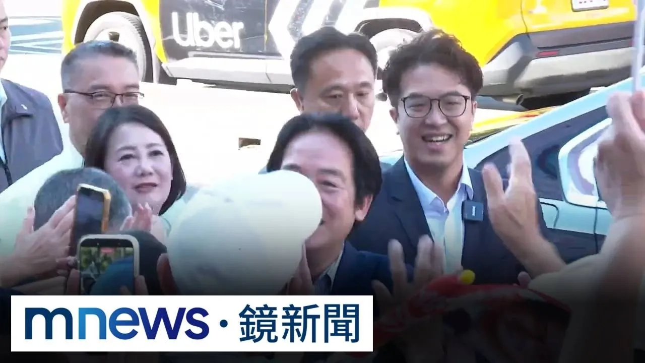 蔣閉關爭議續爆　沈遭AI片抹黑疑中介選2／赴天母參拜人潮擠爆　沈伯洋「當場讀書」遭虧沒在聽