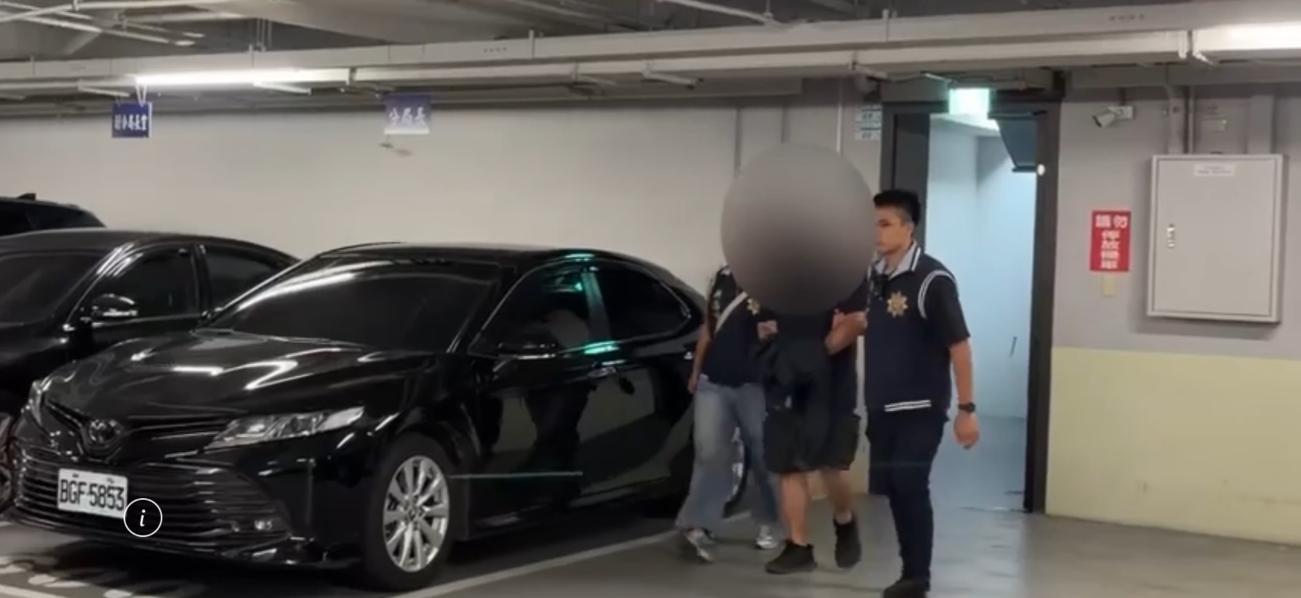 警方逮捕持剪刀攻擊友人的朱姓嫌犯。警方提供