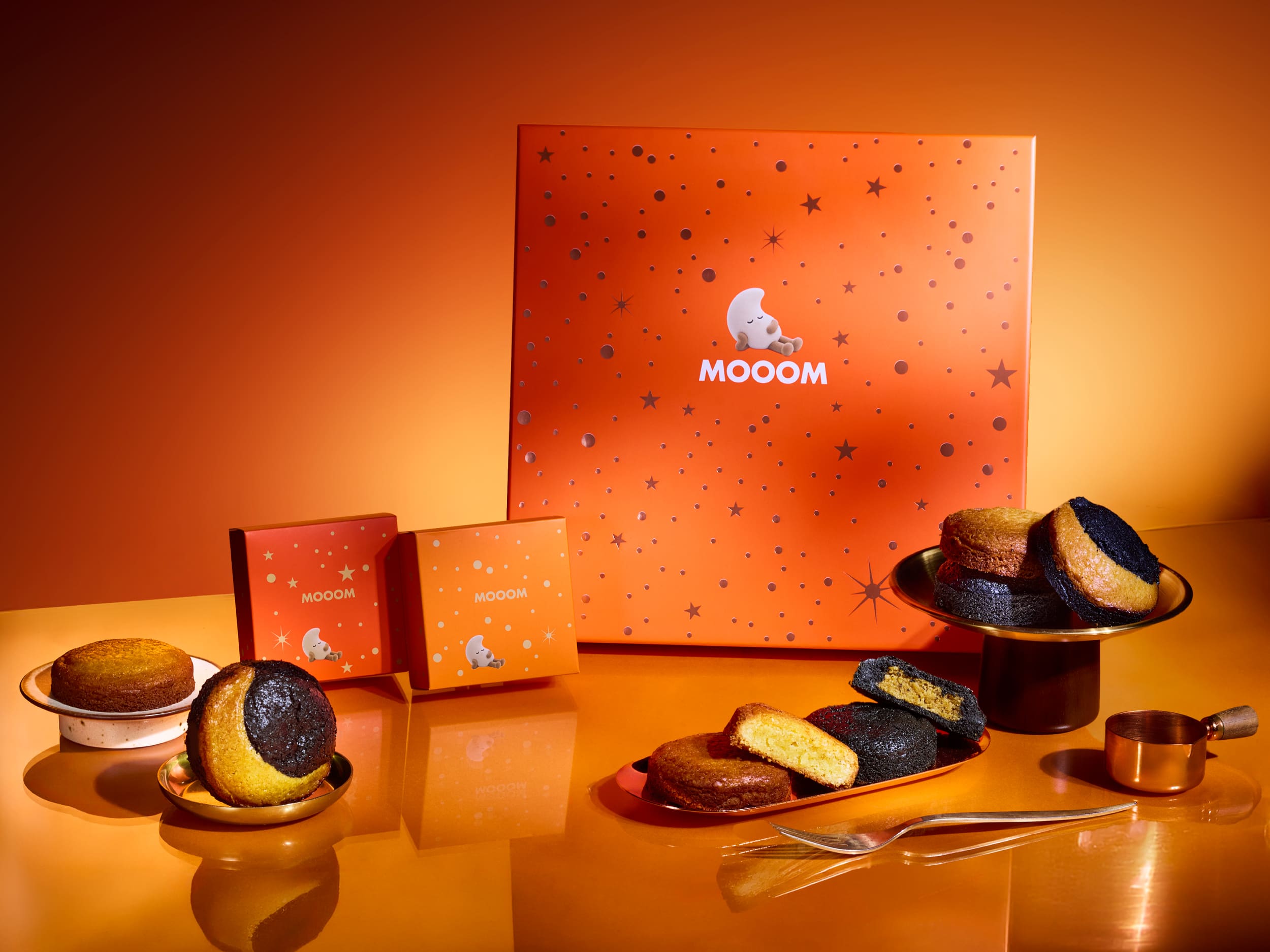瓦城攜手吉可頌丹麥專門店推出MOOOM 月相拾光中秋禮盒。(品牌提供)