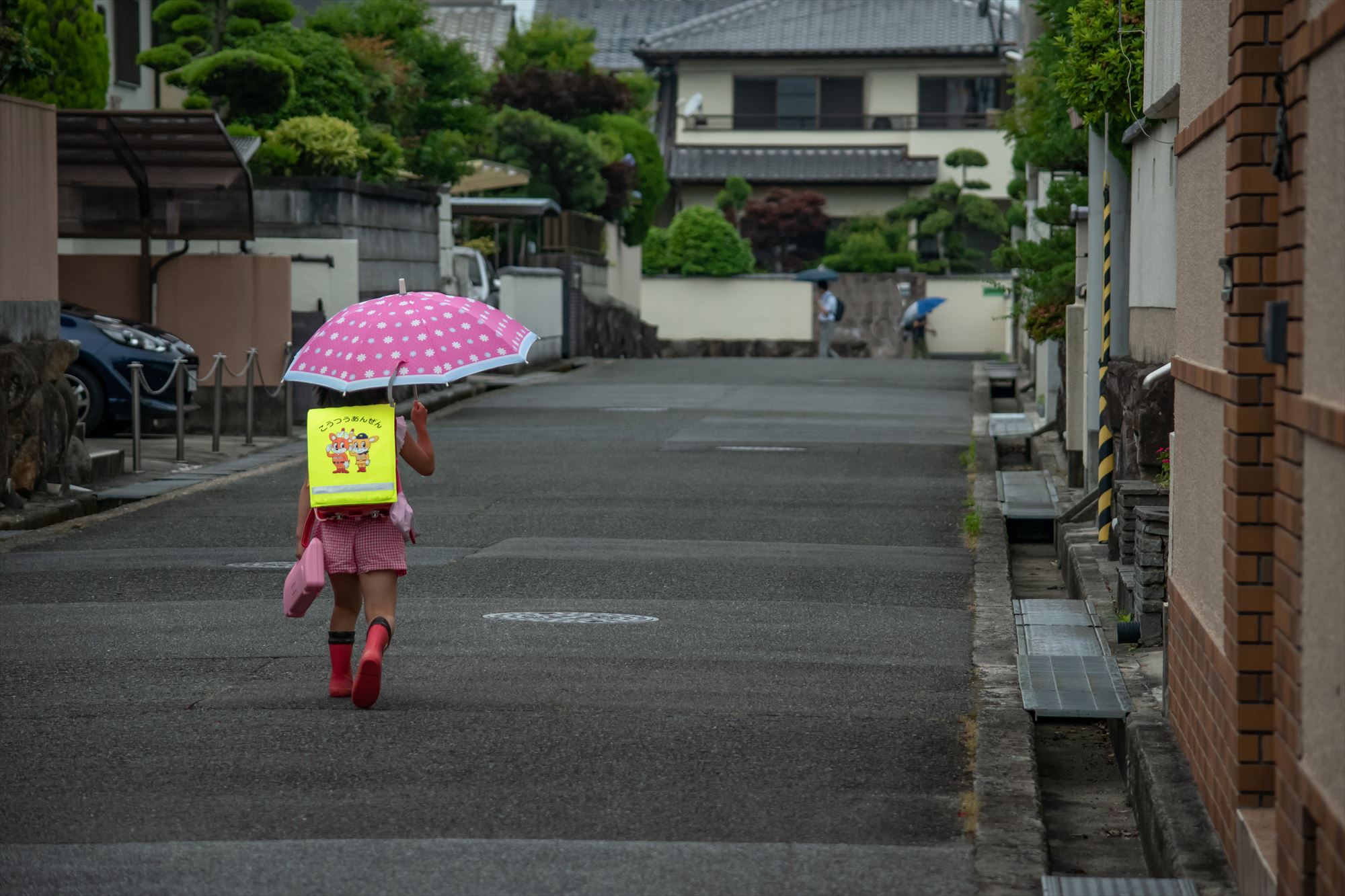 日本東京一名39歲男老師因對9歲女童水壺做出不雅舉動遭逮,警方懷疑受害者恐不只一人。(示意圖,PhotoAC)
