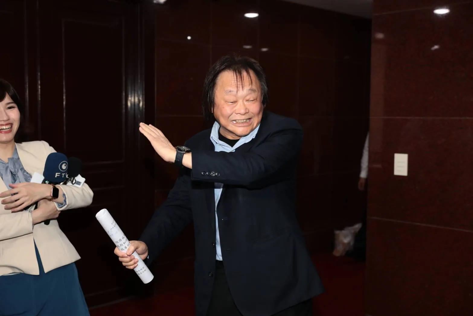 蔣萬安「未成年兒公費赴美」遭綠營圍剿　王世堅籲：不要去扯到小孩子