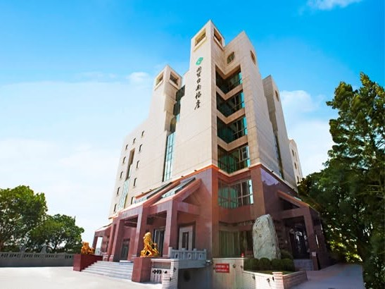 台南市停班停課,台南福座也宣布暫停服務引起民怨。(翻攝自臉書國寶台南福座)
